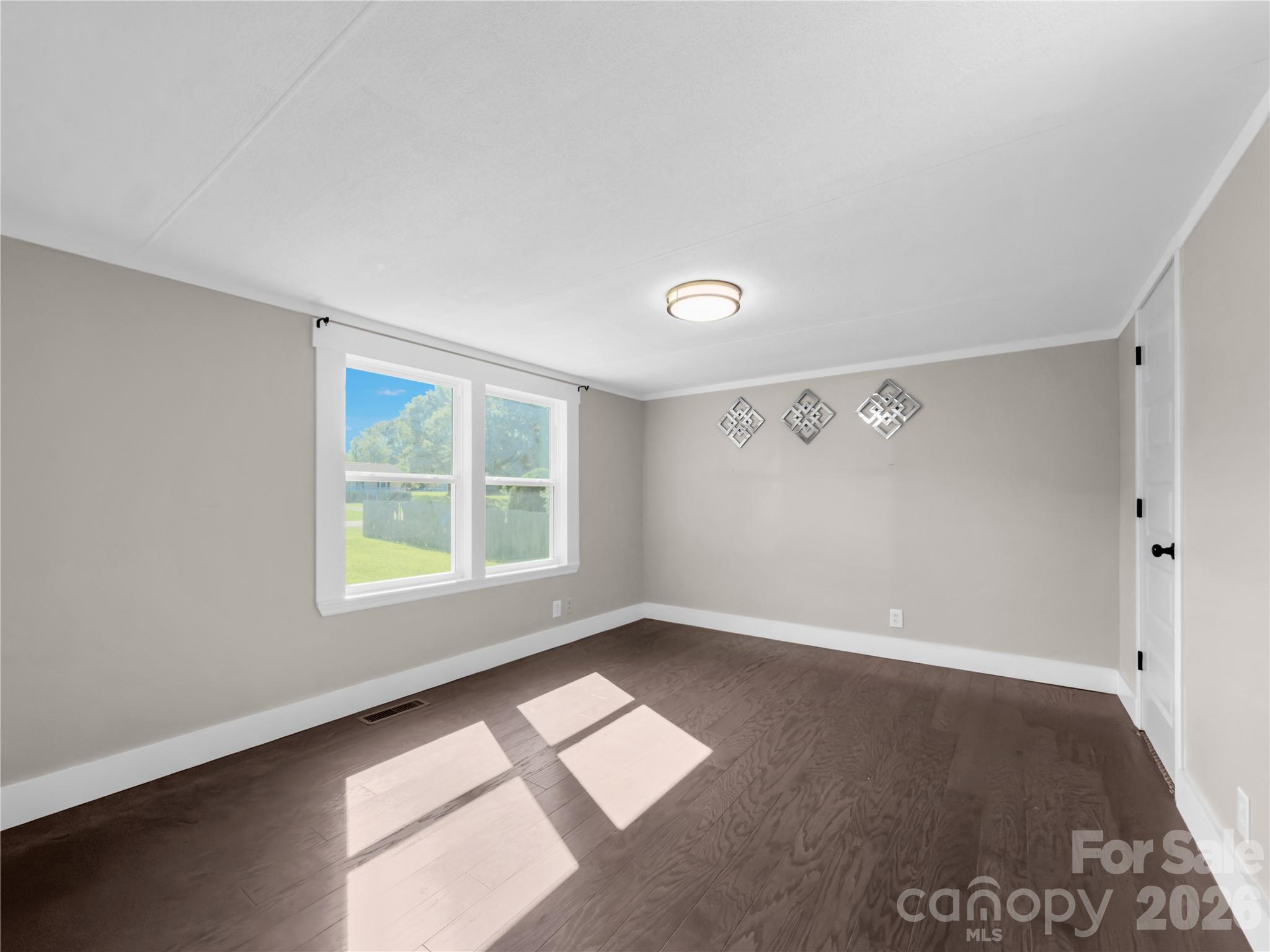 2240 Emerald Road Property Photo 13