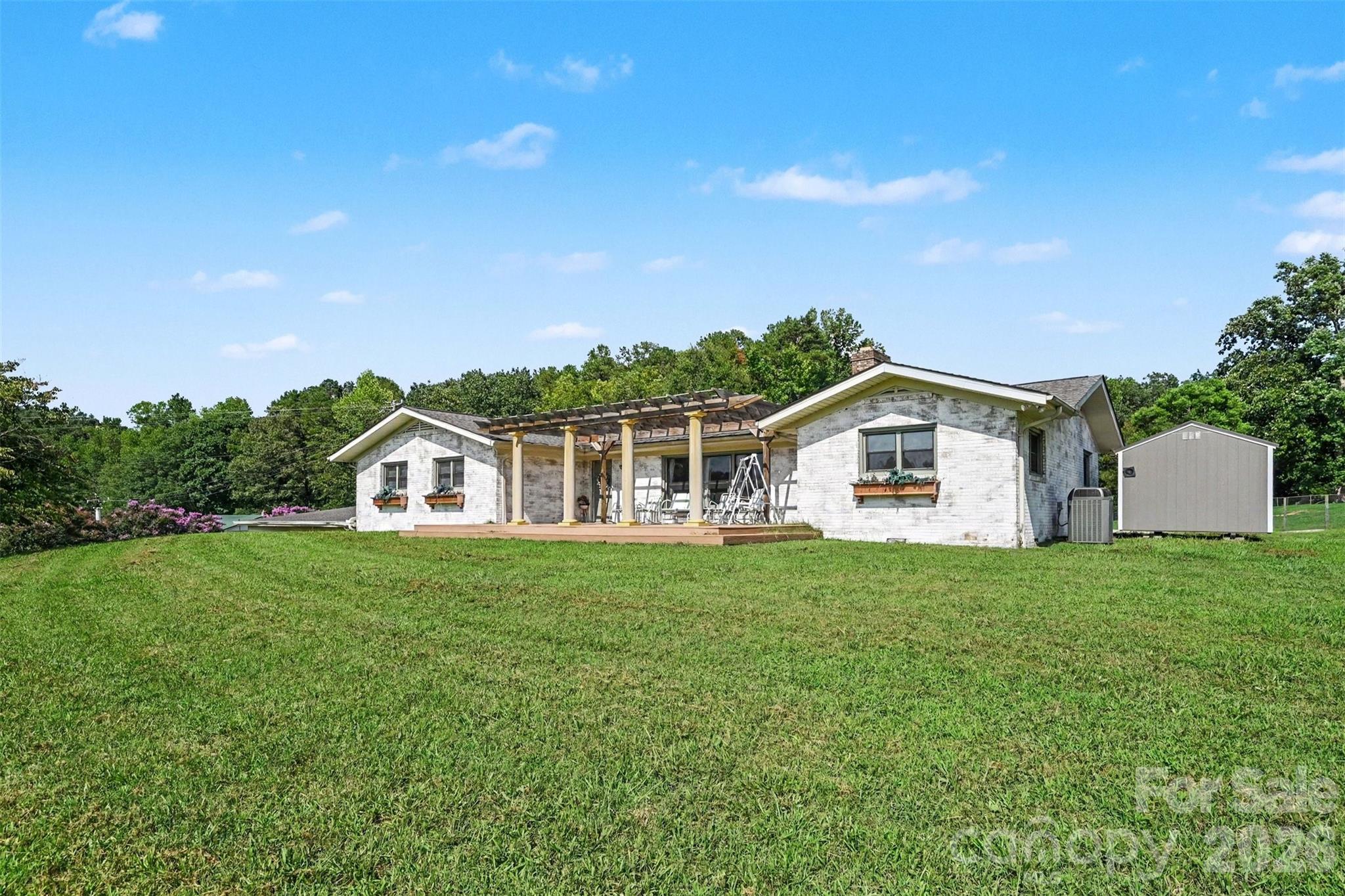 184 Hawkins Holler Drive Property Photo 2