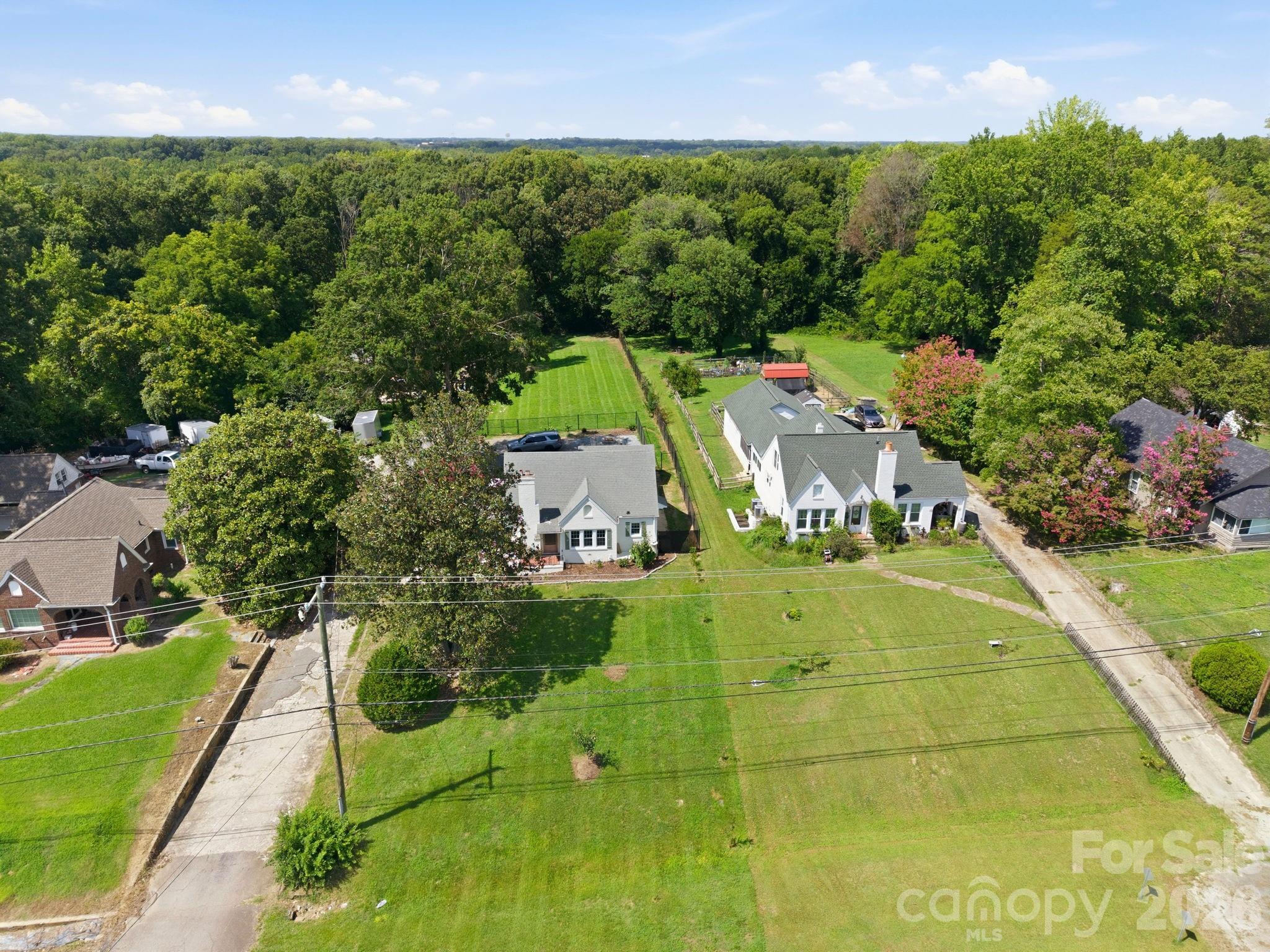 1522 Mooresville Road Property Photo 45