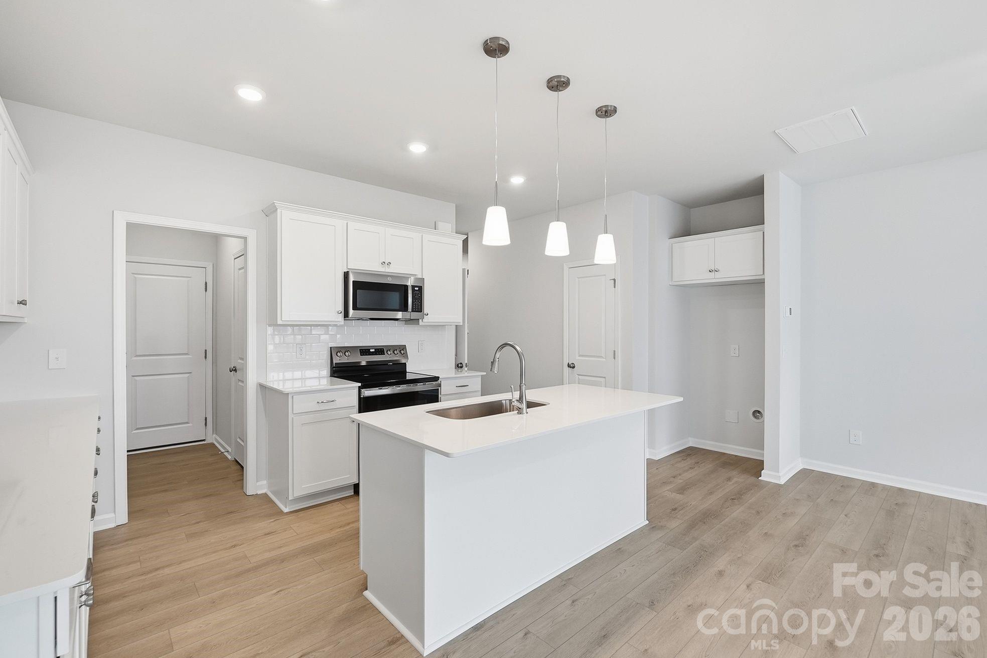 6340 Abelia Avenue Property Photo 10