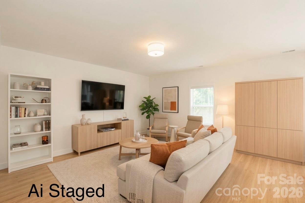 119 Brixham Loop Property Photo 5