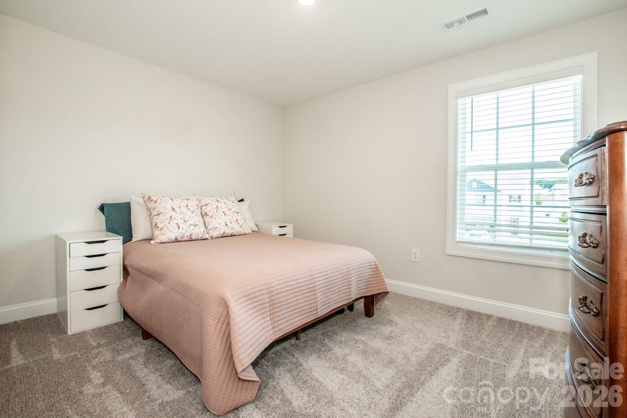 119 Brixham Loop Property Photo 31