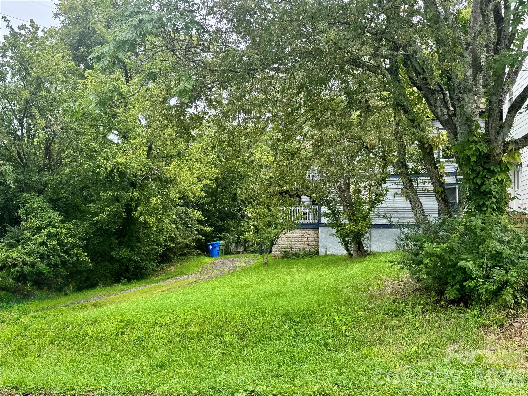 20 Roberts Street Property Photo 4