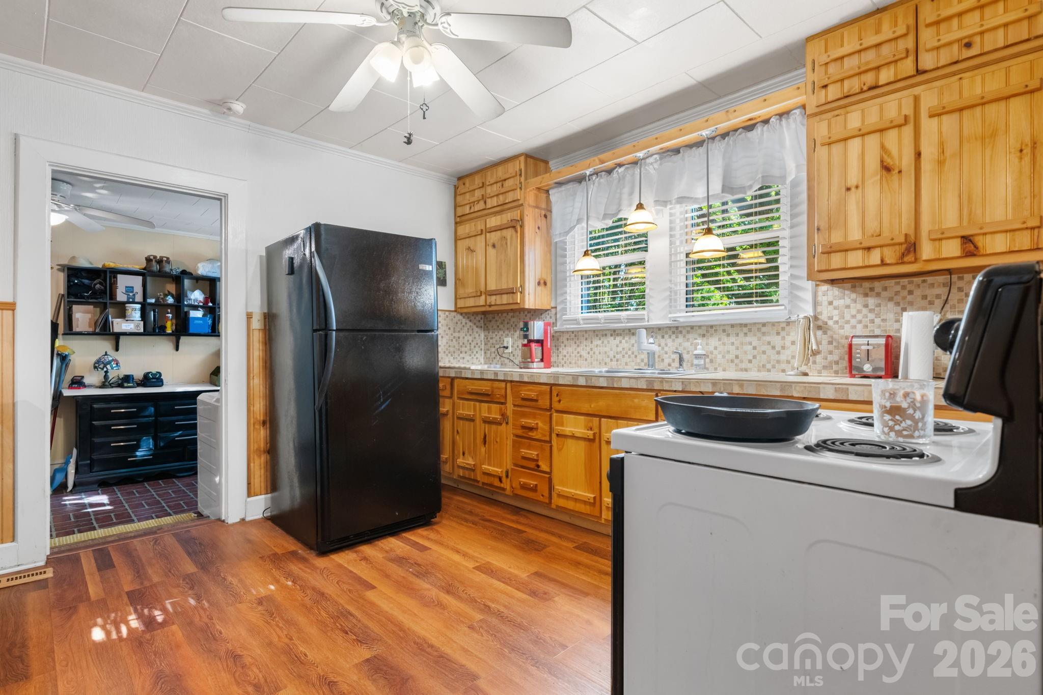 509 Westview Street Property Photo 11