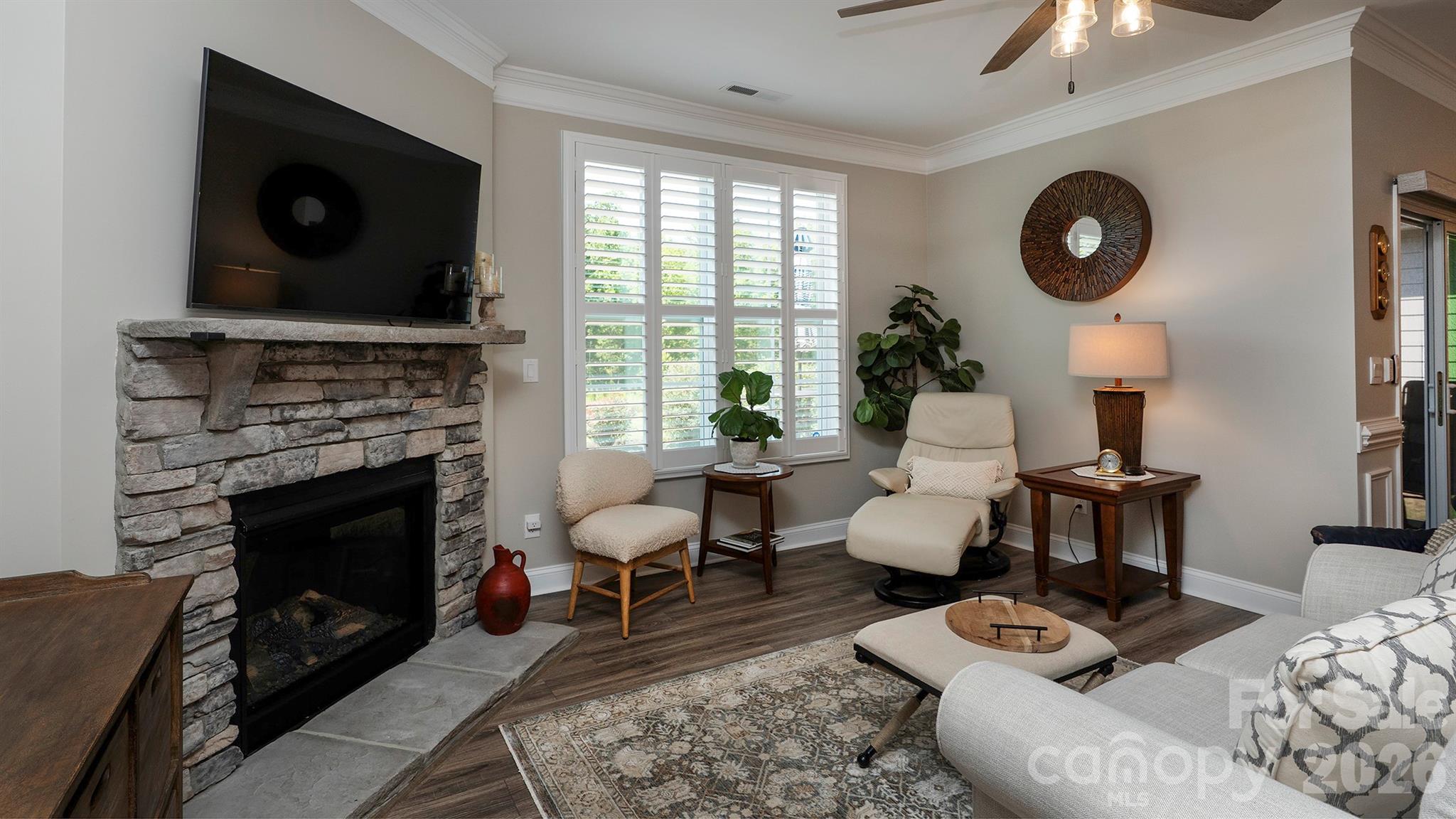 624 Latrobe Drive Property Photo 10
