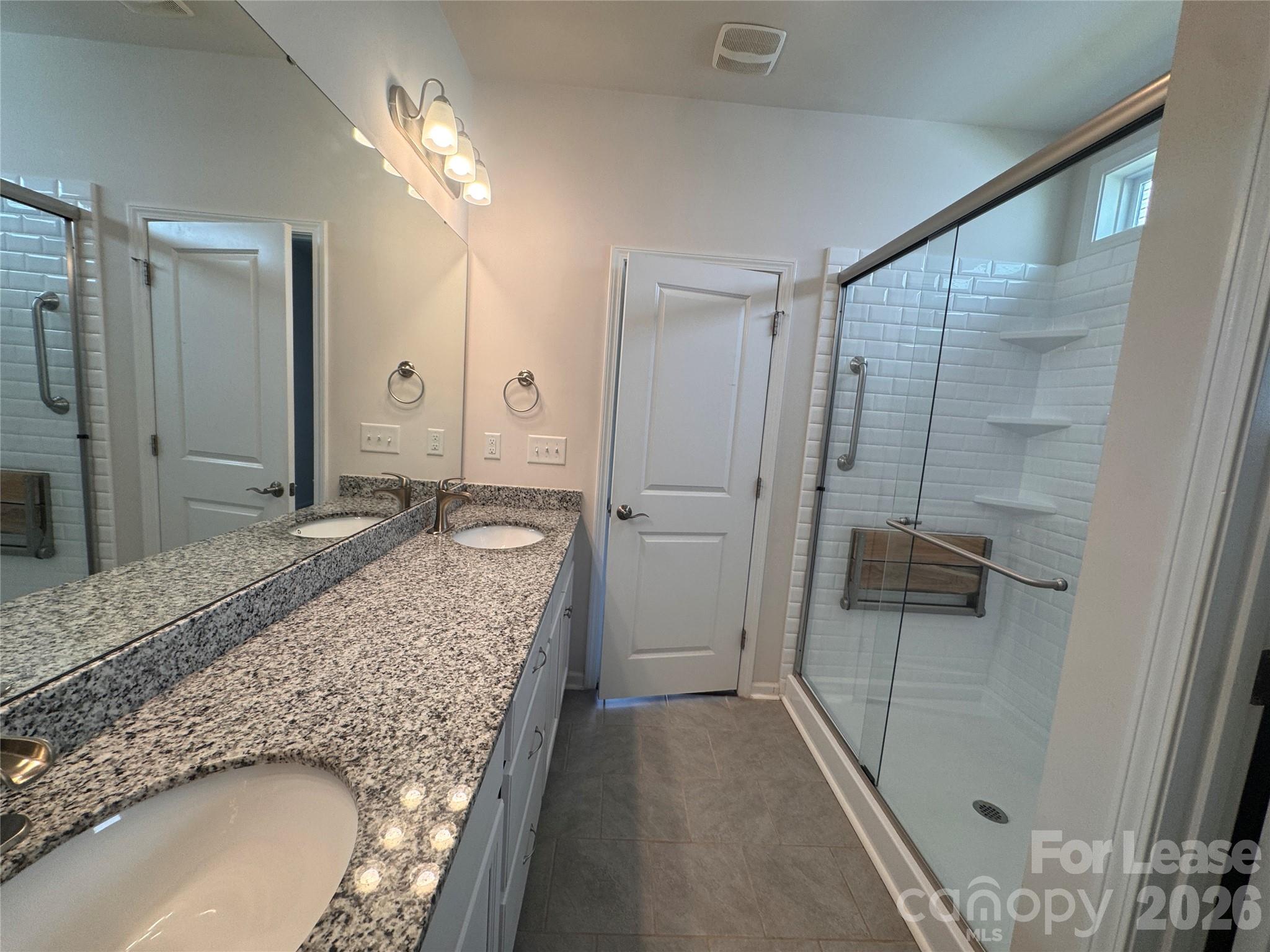 4495 Dover Court 13 Property Photo 18