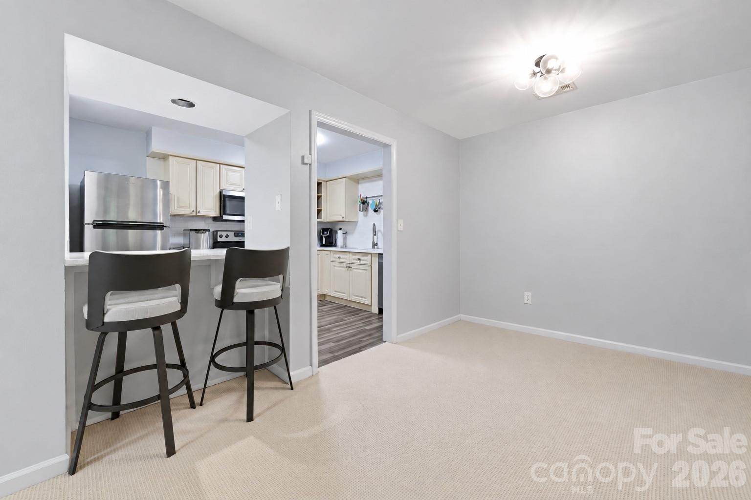 1051 Churchill Downs Court E Property Photo 12