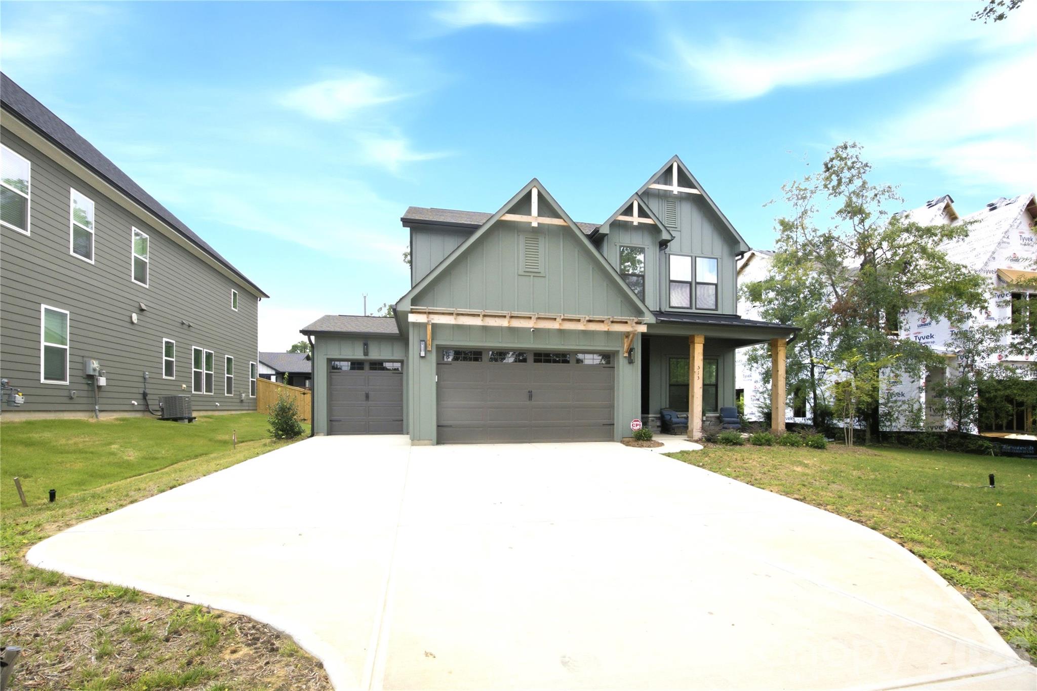 513 Bowman Road Property Photo 1