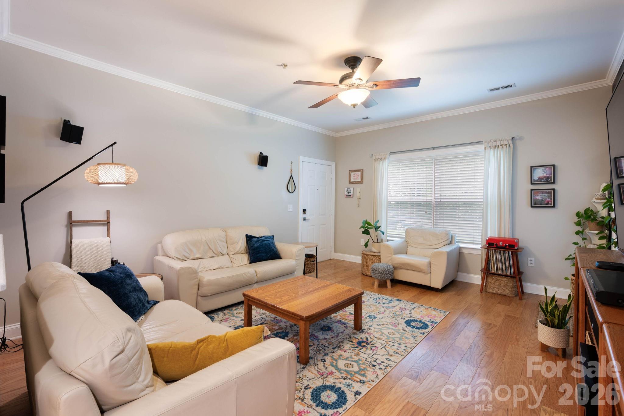 21622 Aftonshire Drive Property Photo 14