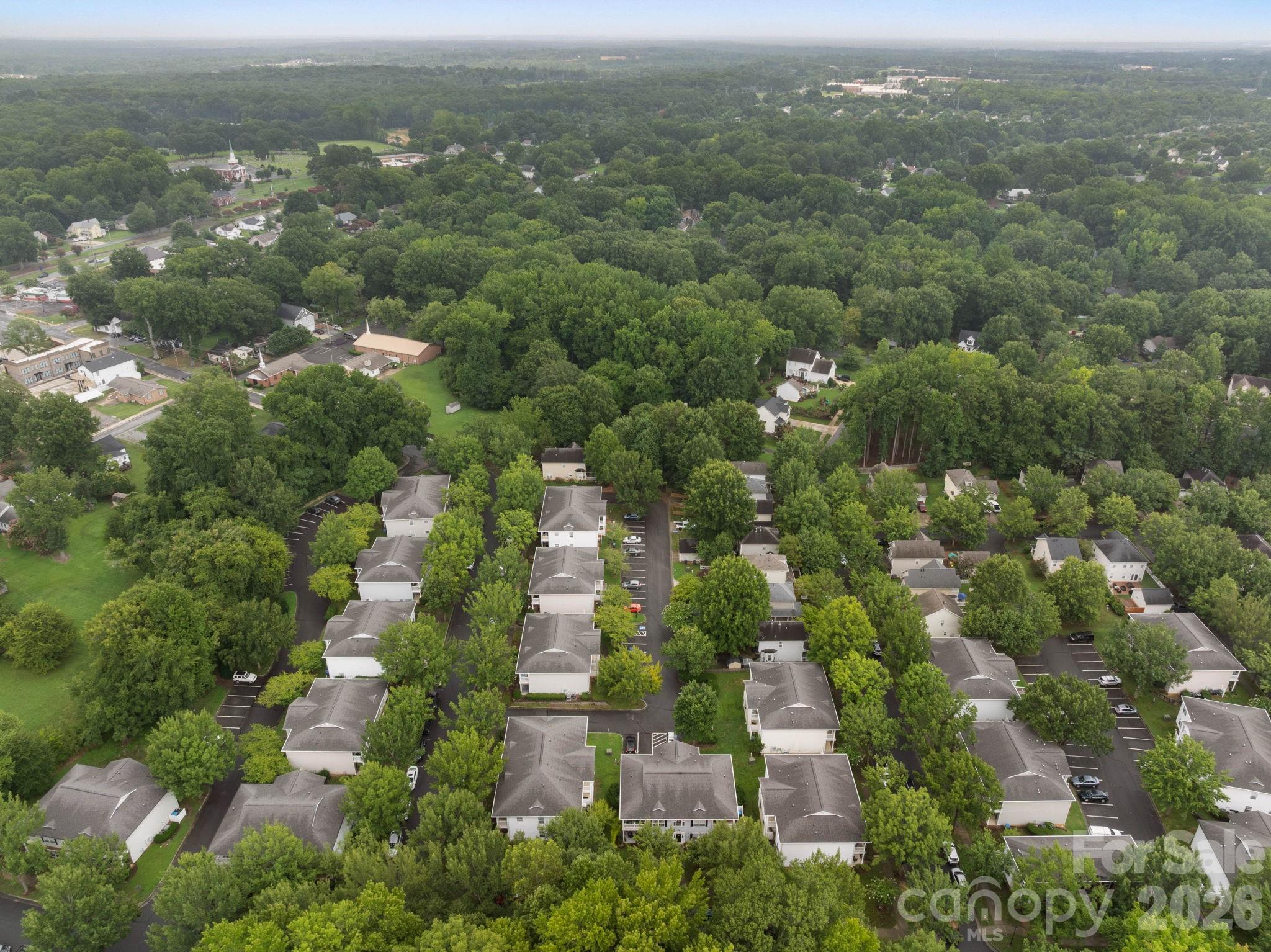21622 Aftonshire Drive Property Photo 27