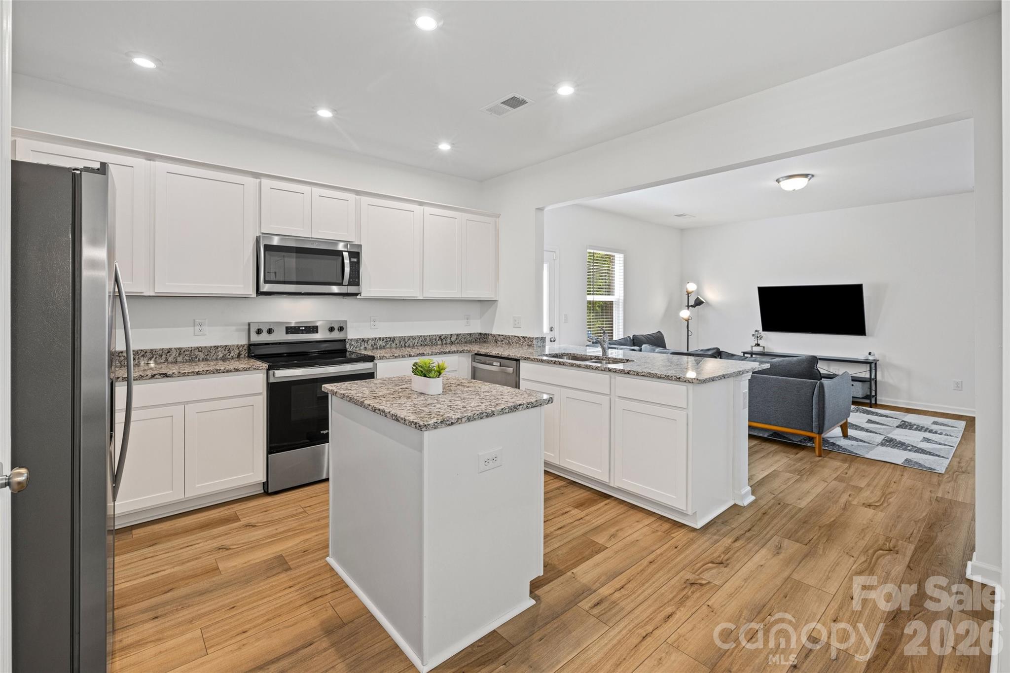11012 Wickenden Way Property Photo 2