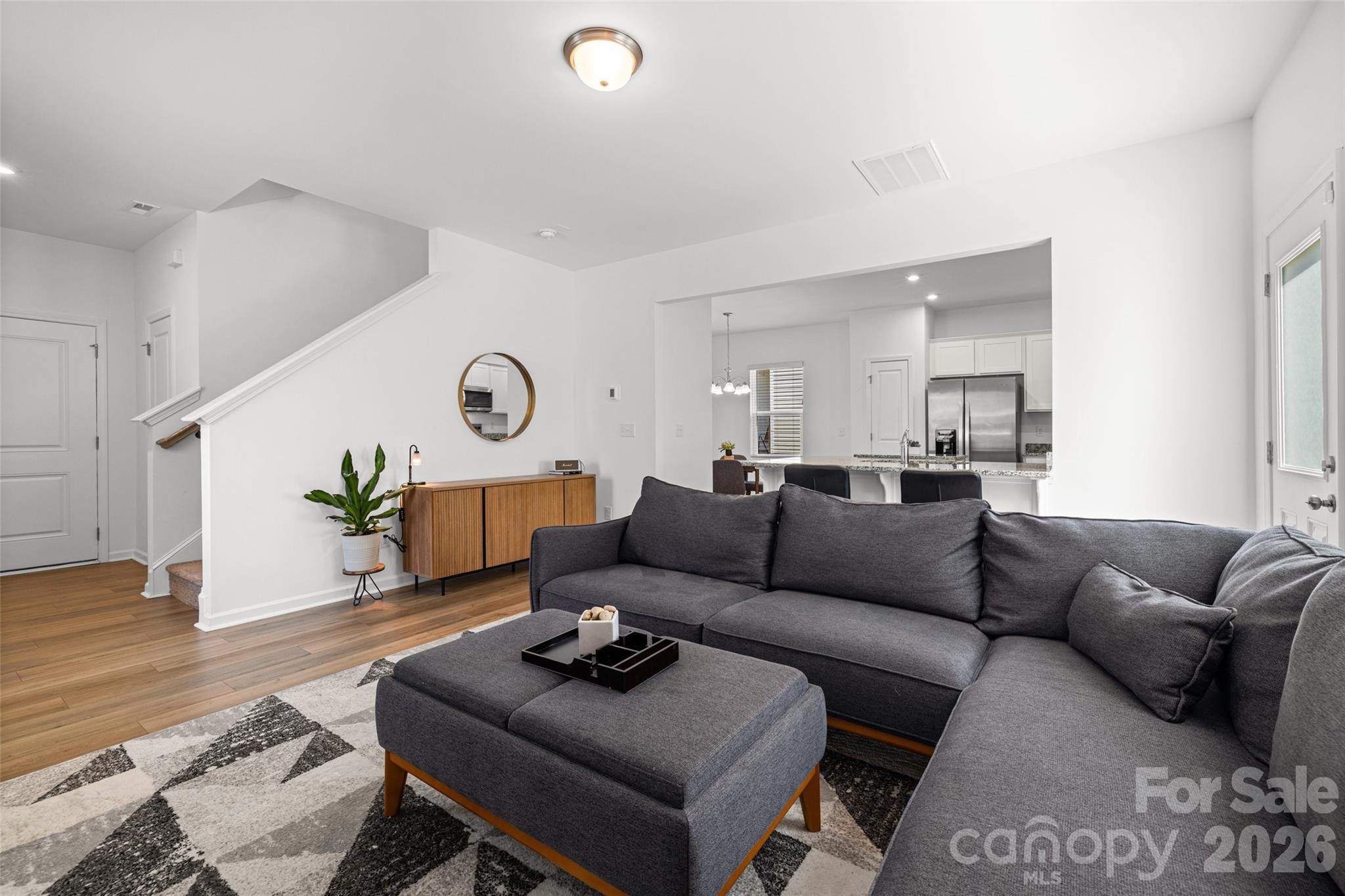 11012 Wickenden Way Property Photo 6
