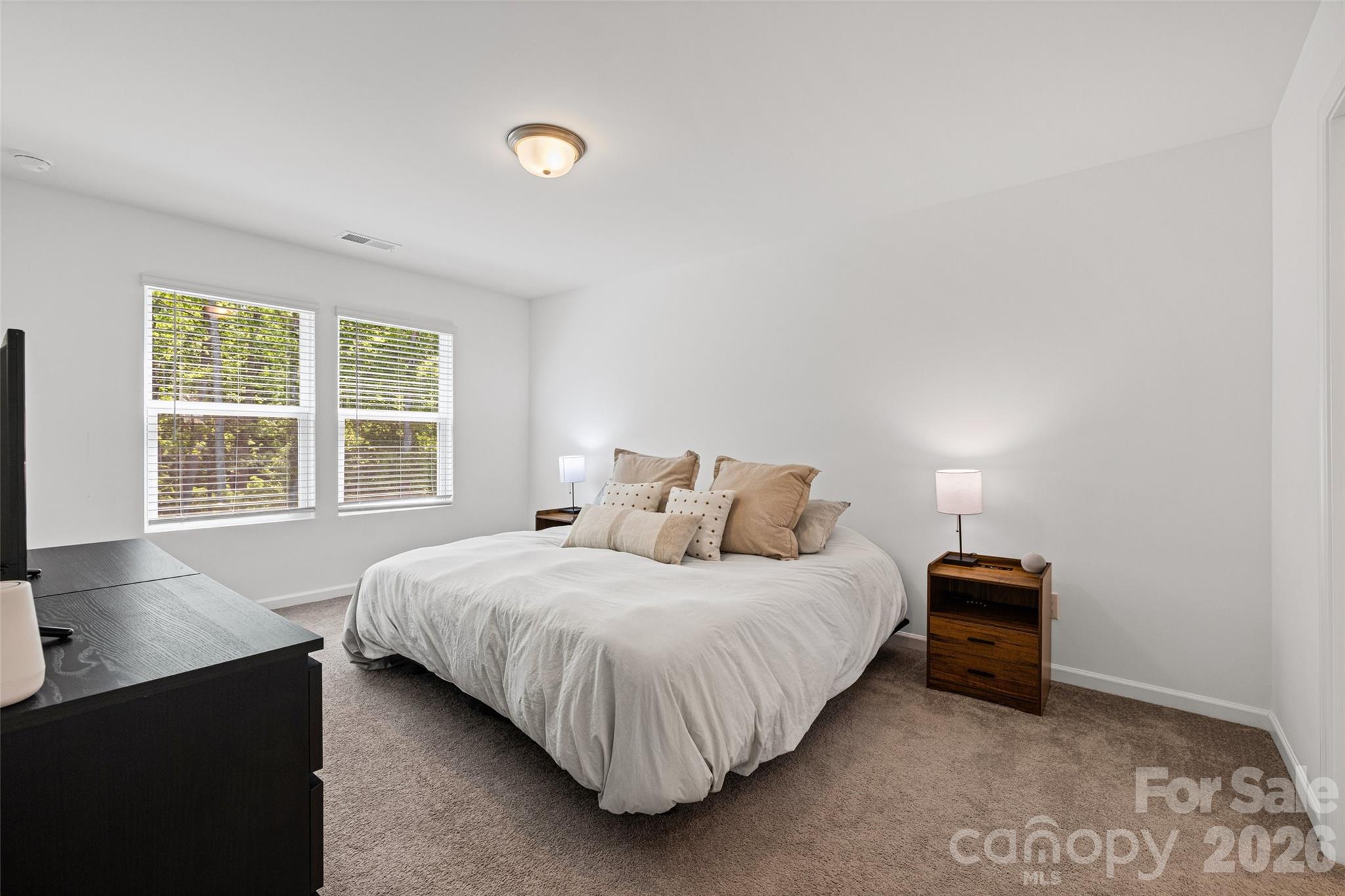 11012 Wickenden Way Property Photo 7