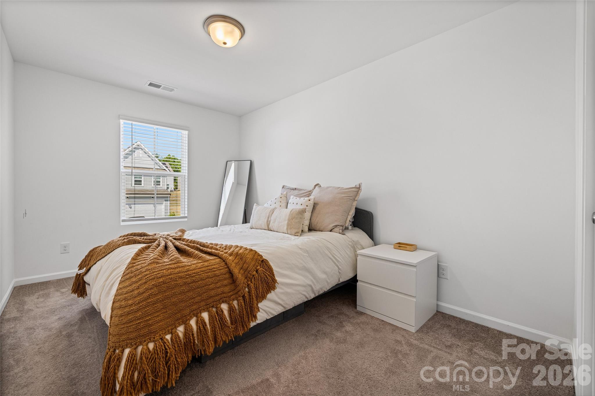 11012 Wickenden Way Property Photo 10