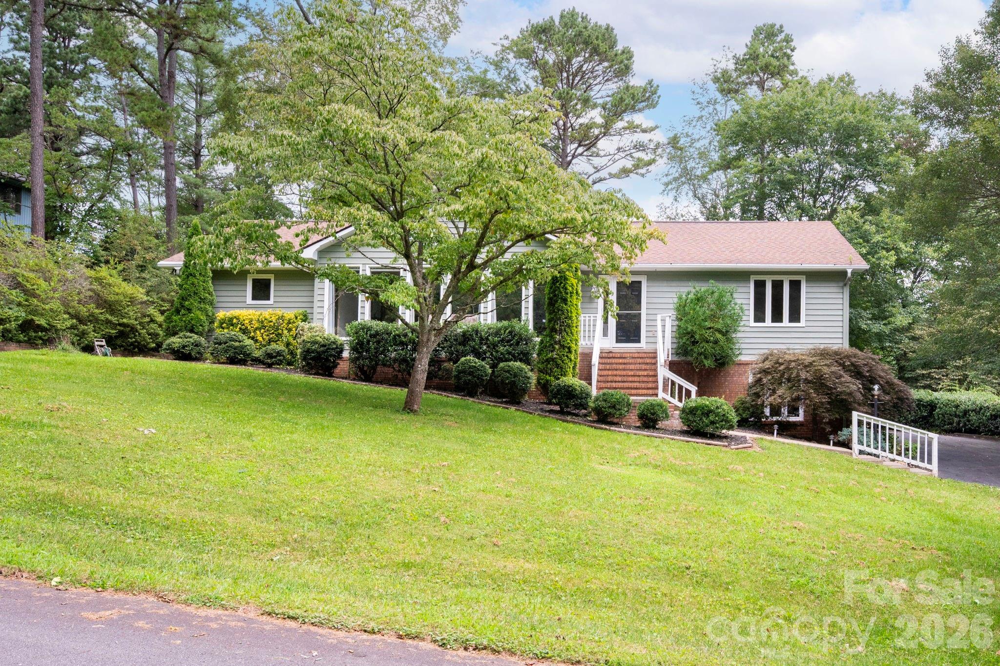 23 S Oaks Circle Property Photo 2