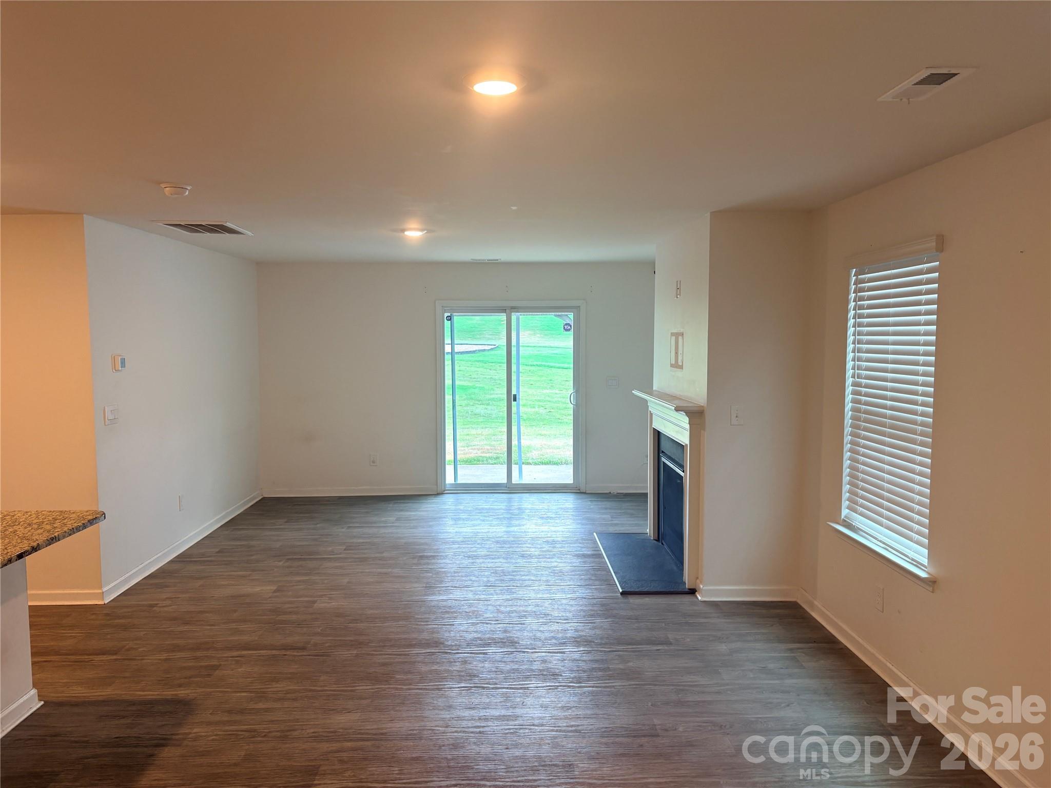 5027 Fandango Road Property Photo 3