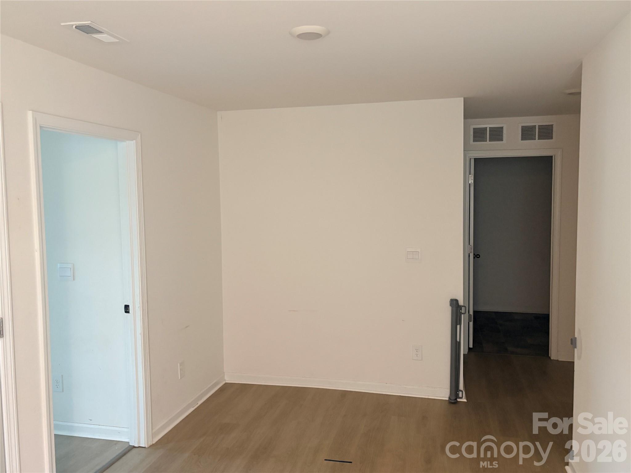 5027 Fandango Road Property Photo 12