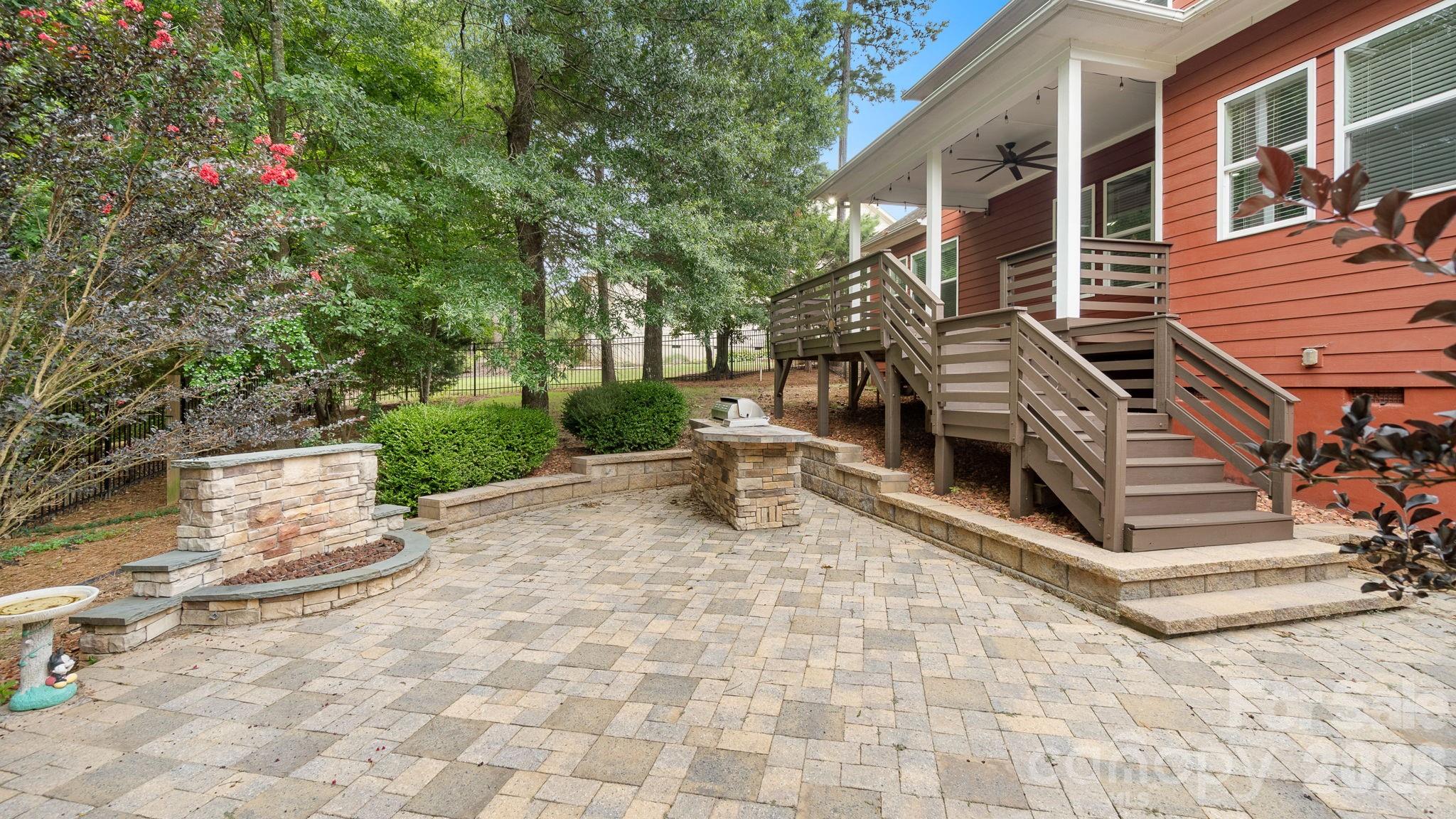 1226 Kings Bottom Drive Property Photo 39