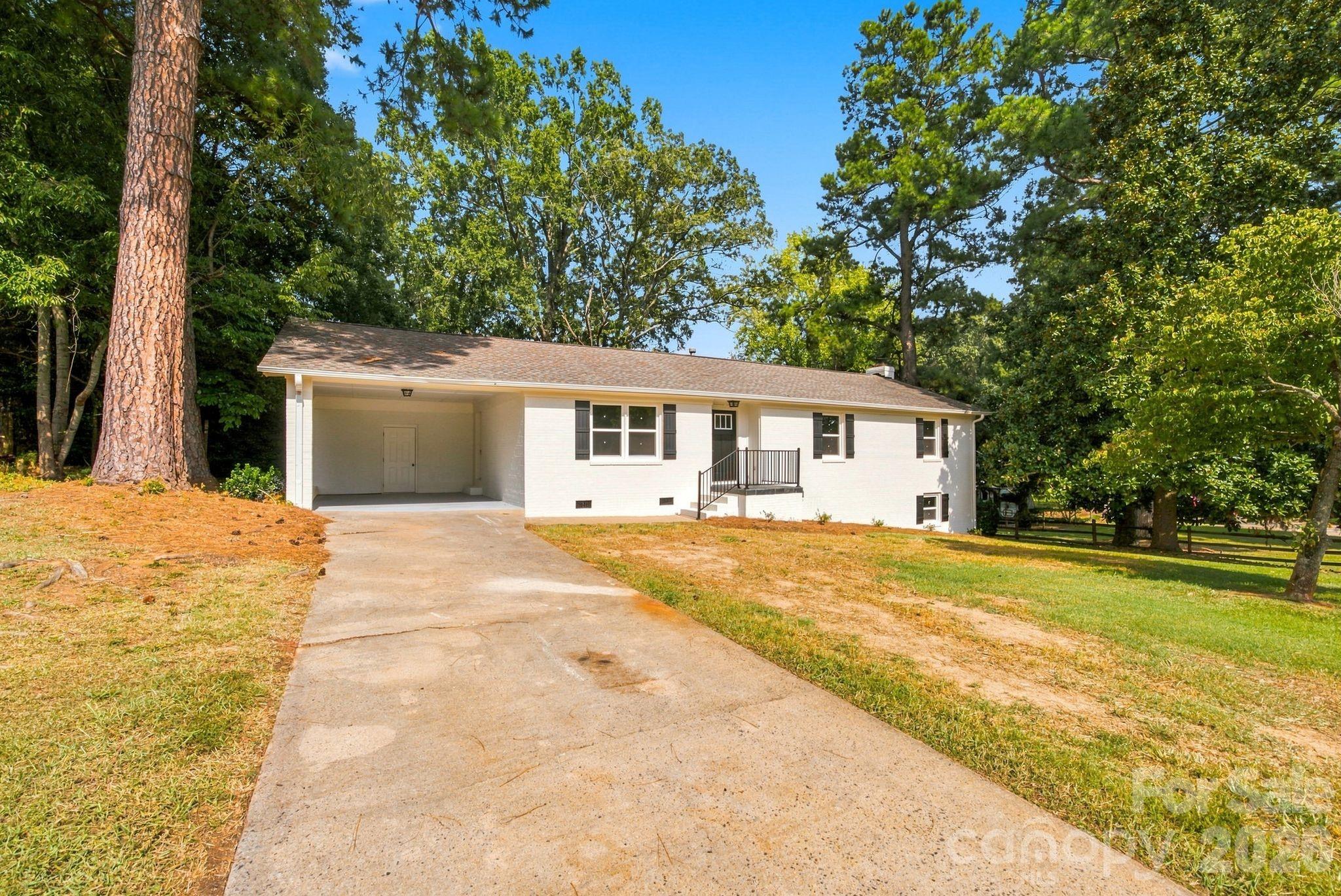 656 Harrell Street Property Photo 1