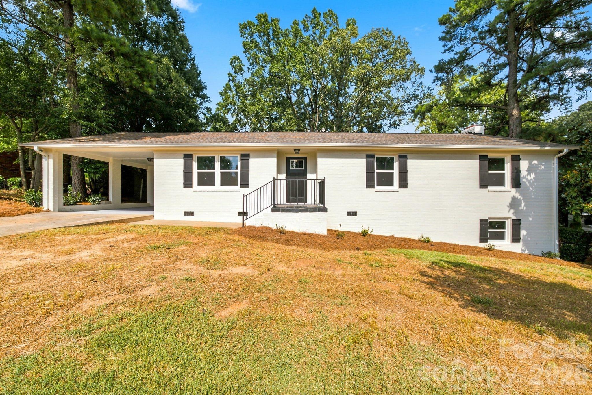 656 Harrell Street Property Photo 2