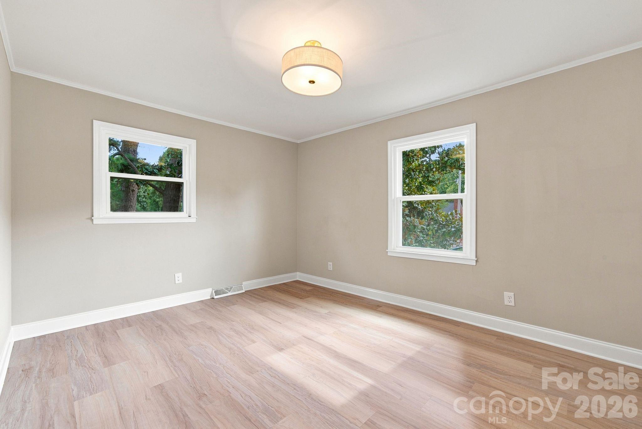 656 Harrell Street Property Photo 15
