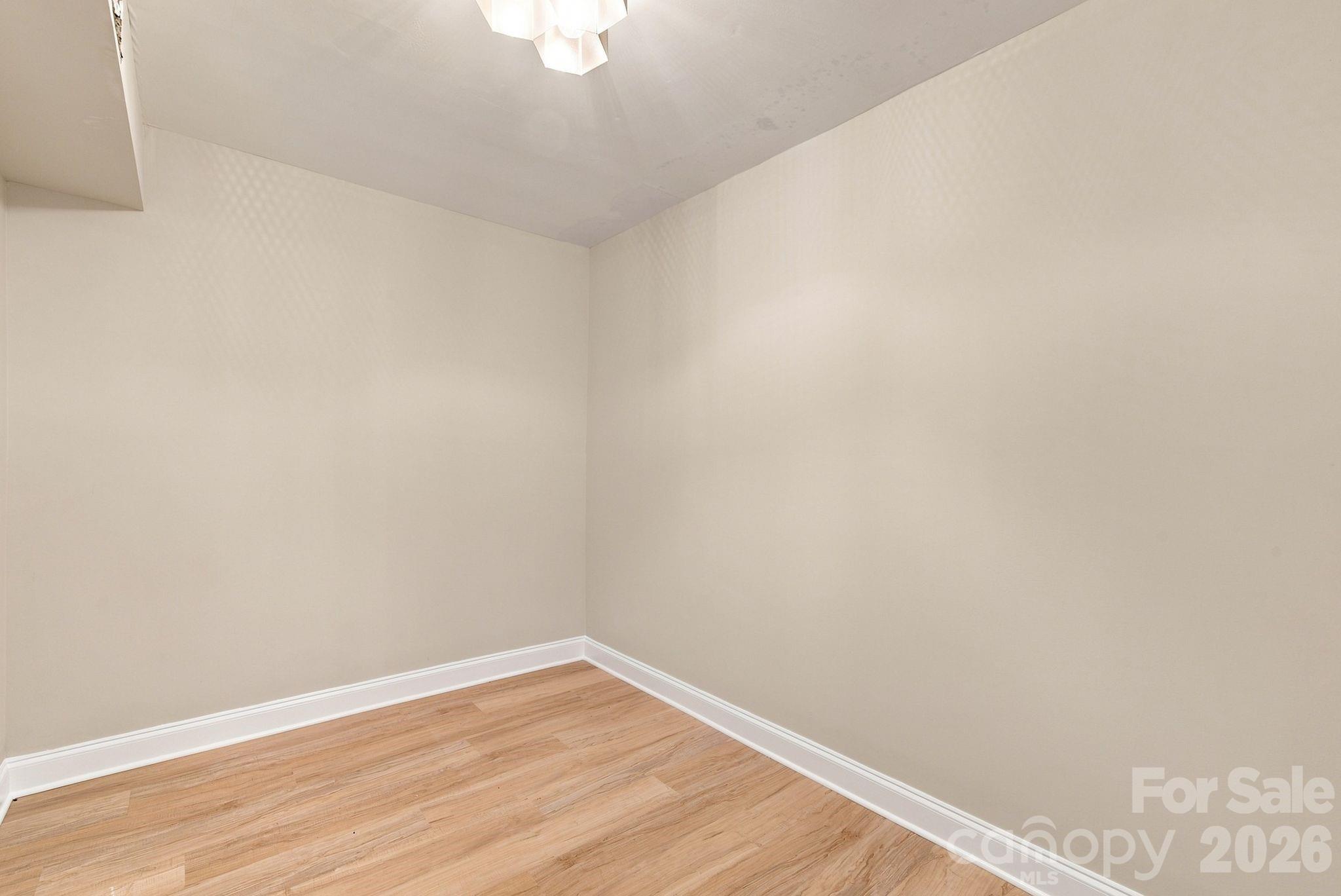 656 Harrell Street Property Photo 28