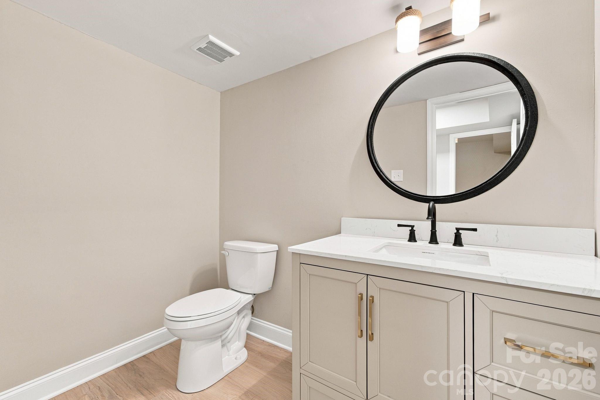 656 Harrell Street Property Photo 29