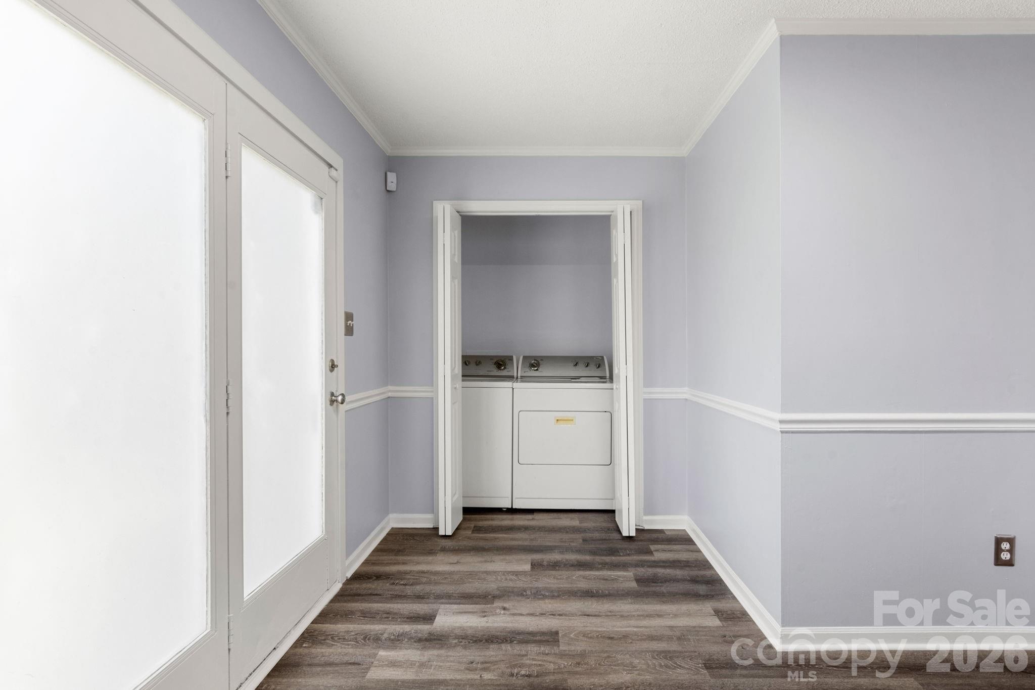 609 S Oak Street Property Photo 15