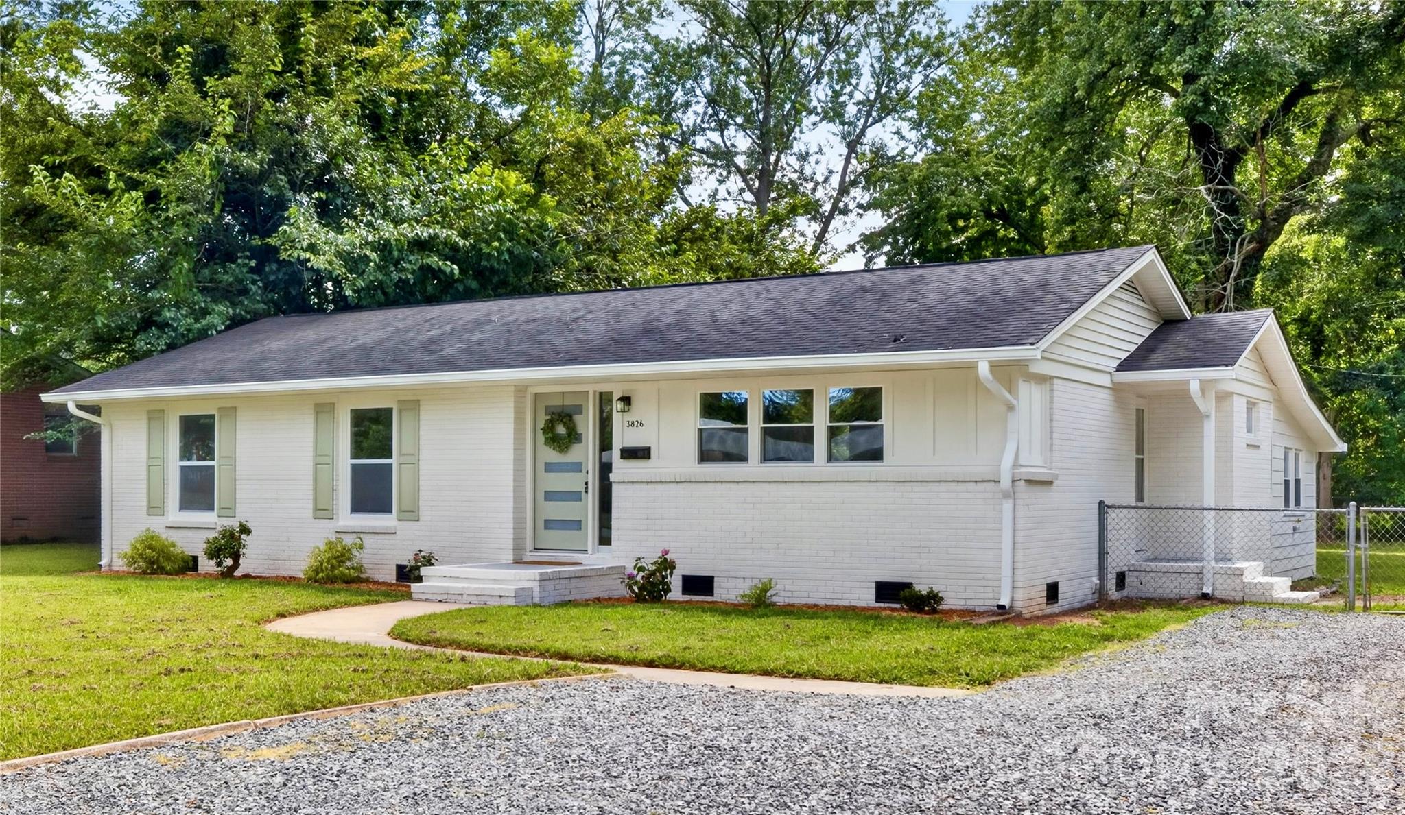 3826 Sudbury Road Property Photo 1