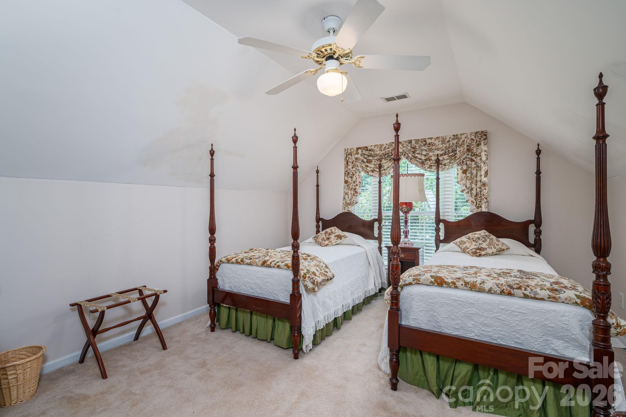 11132 Chastain Parc Drive Property Photo 18