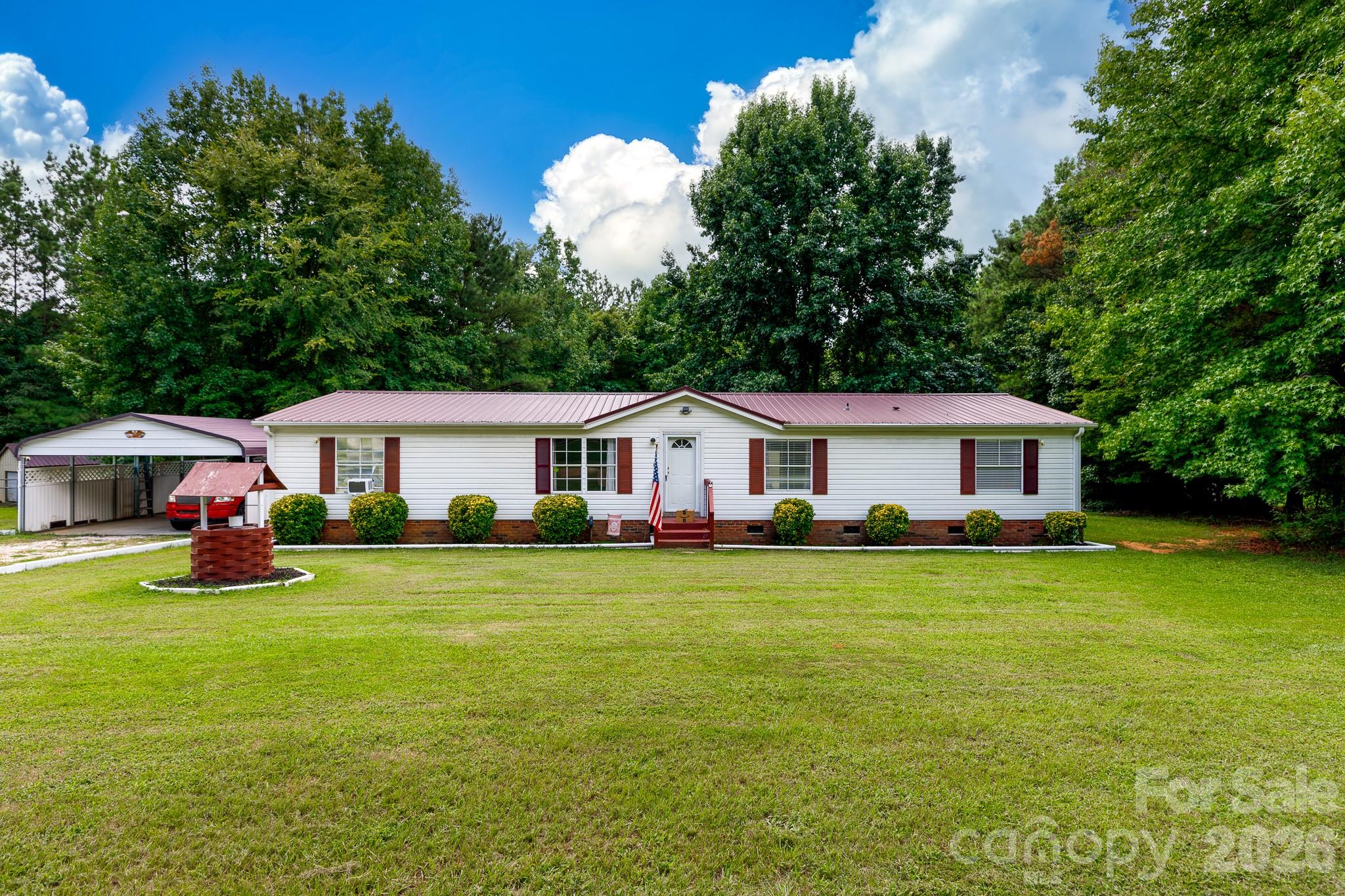 1910 Hardin Strait Road Property Photo 1