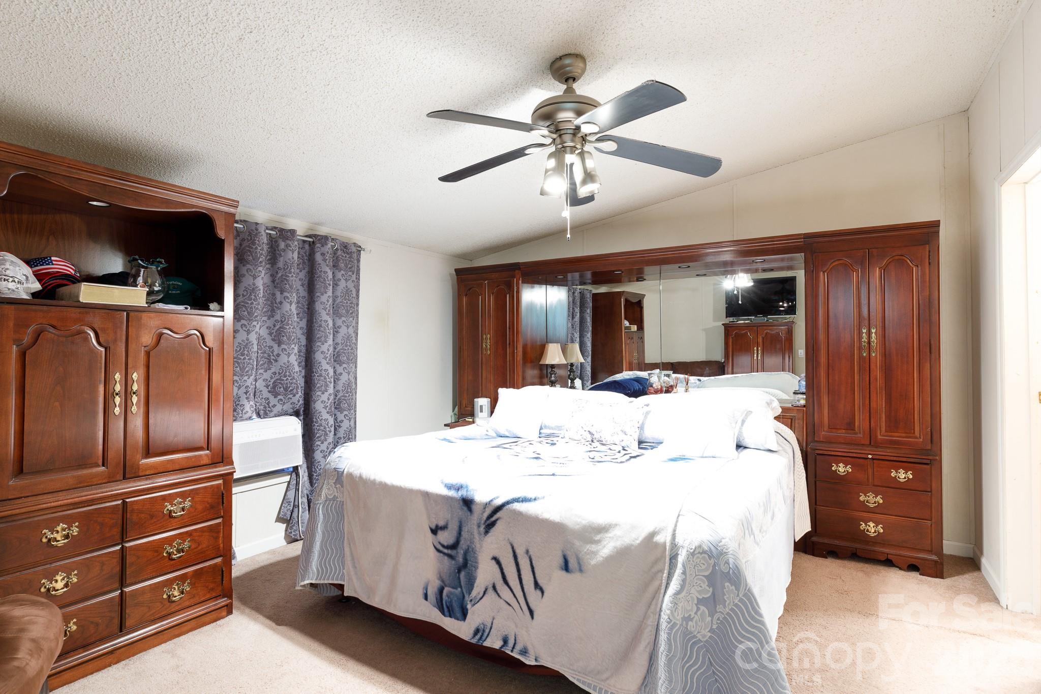 1910 Hardin Strait Road Property Photo 8
