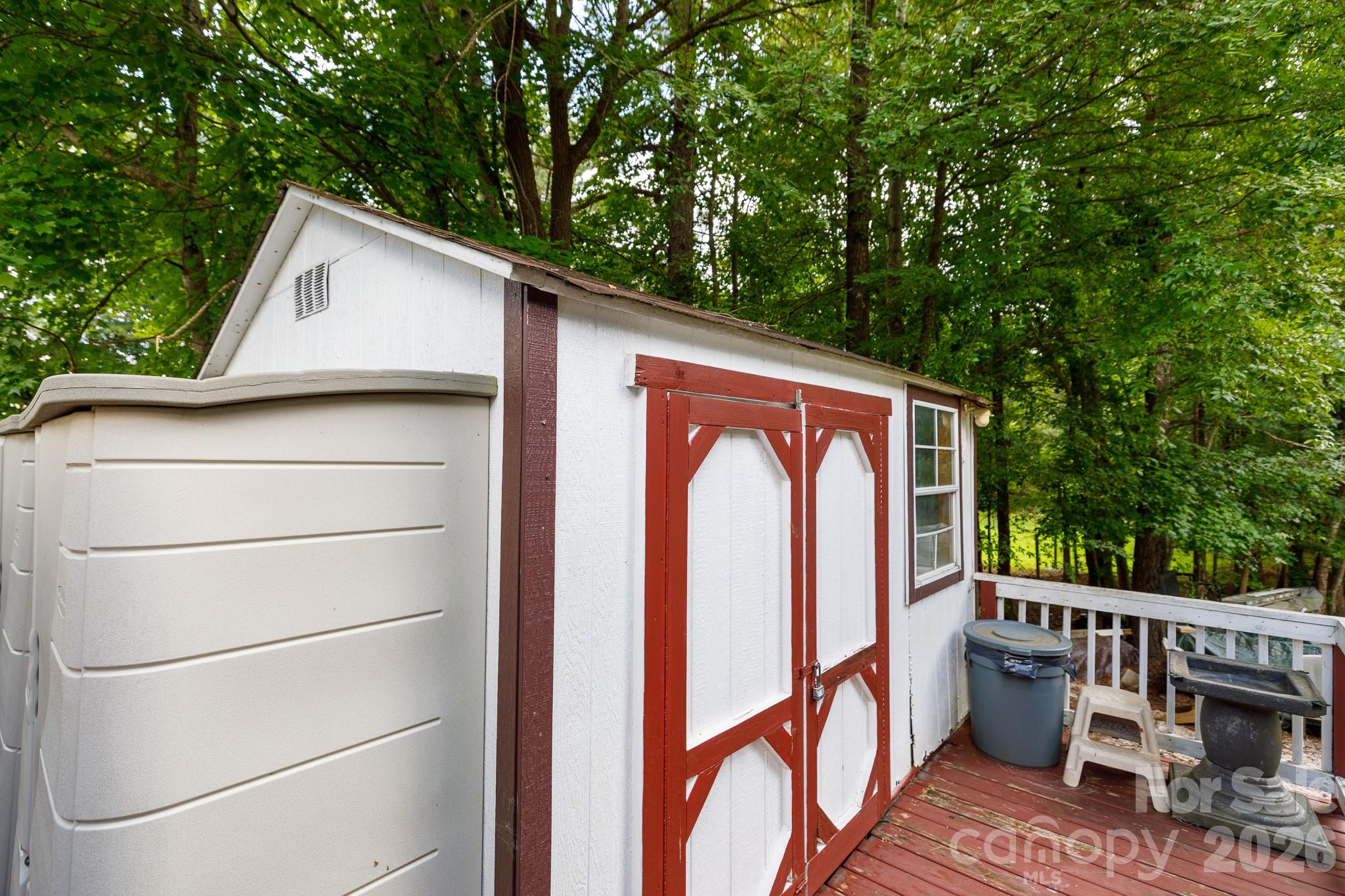 1910 Hardin Strait Road Property Photo 15