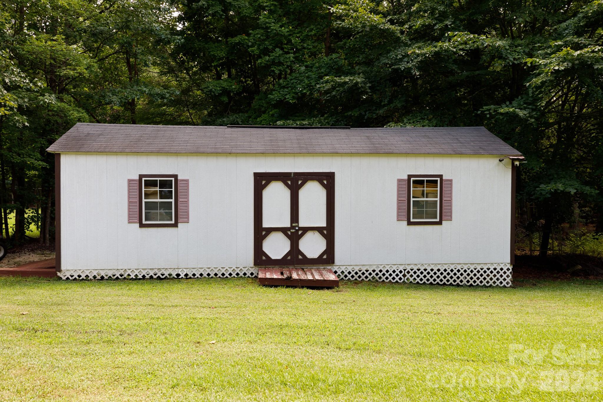 1910 Hardin Strait Road Property Photo 17