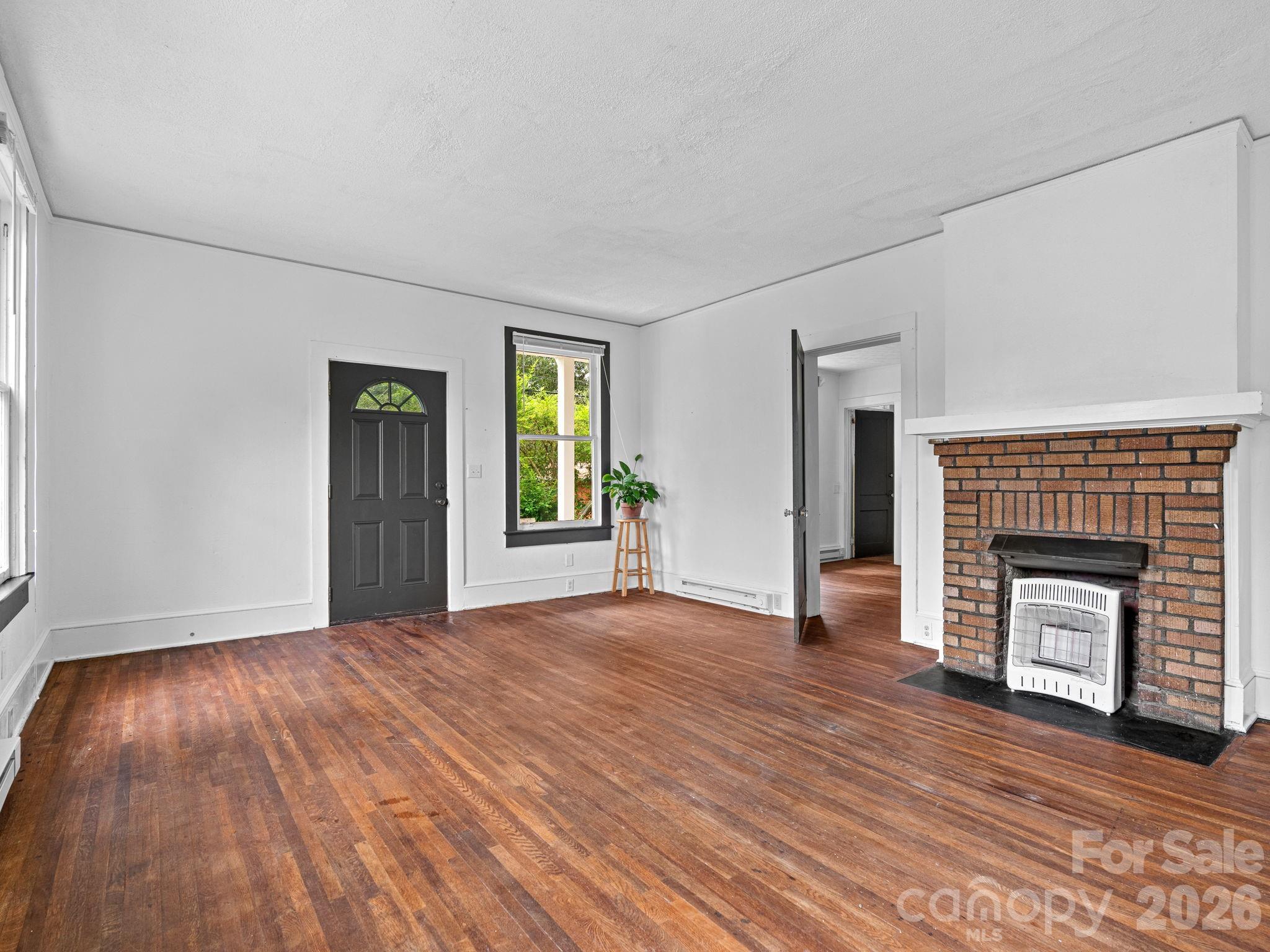 111-113 Stewart Street Property Photo 7