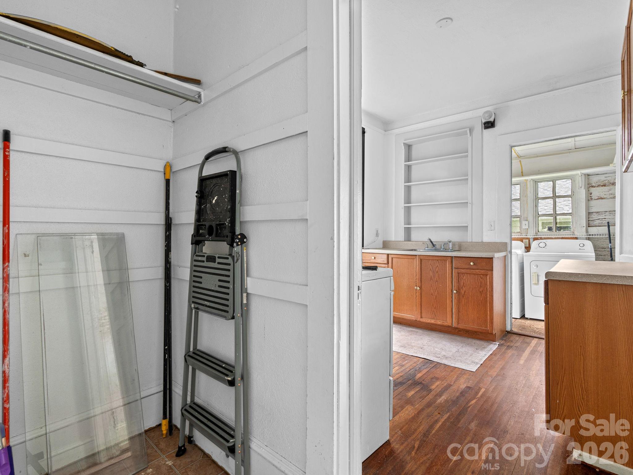 111-113 Stewart Street Property Photo 13