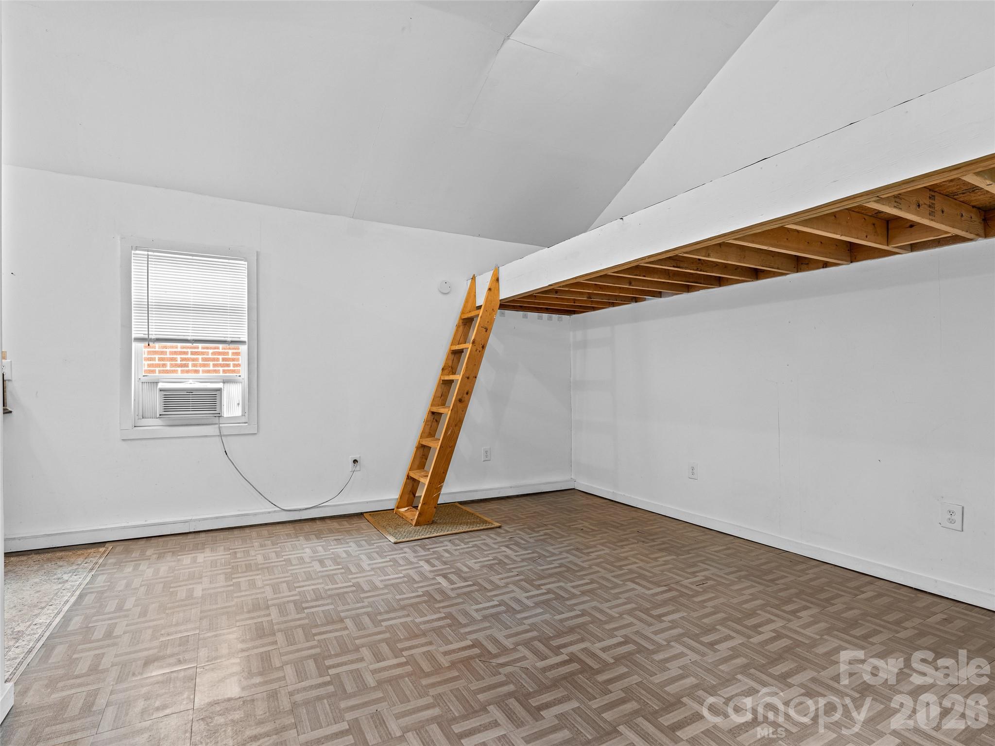 111-113 Stewart Street Property Photo 34