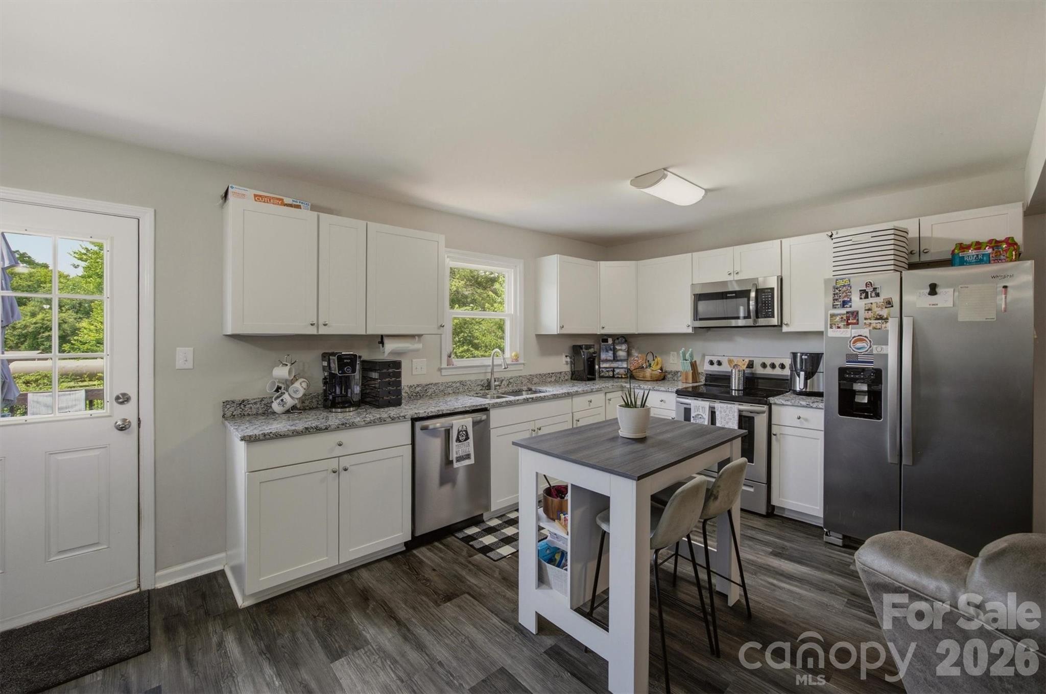 1772 Woodridge Circle Property Photo 11