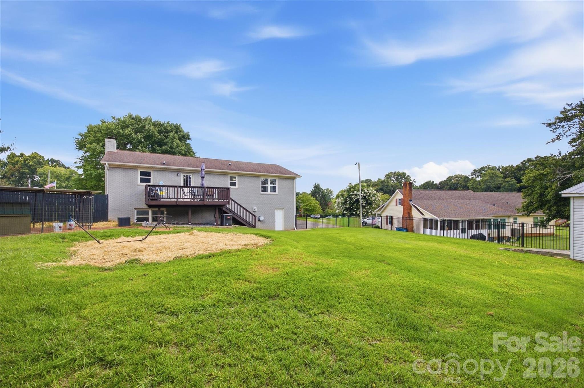 1772 Woodridge Circle Property Photo 28