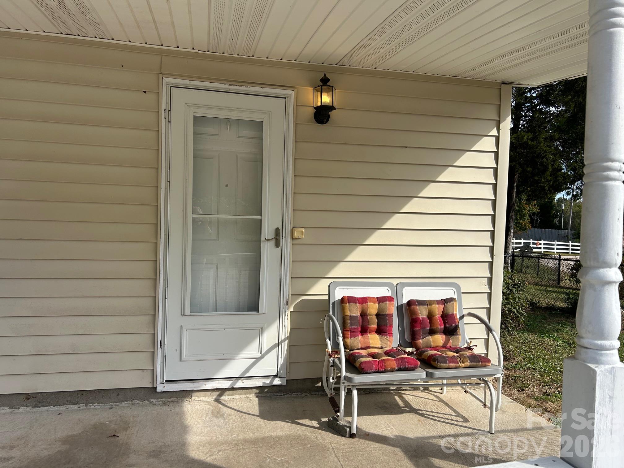 2323 Cherry Road Property Photo 9