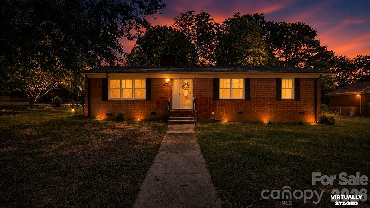 1201 Memory Lane Property Photo 2
