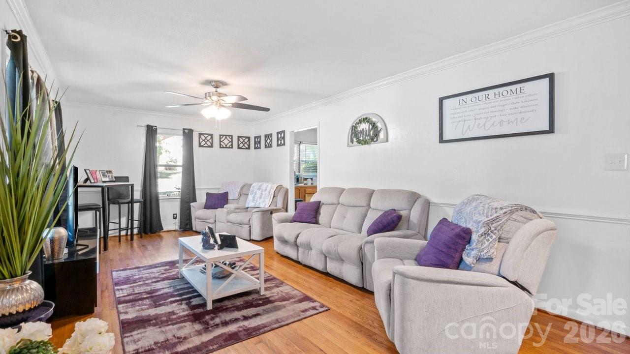1201 Memory Lane Property Photo 6