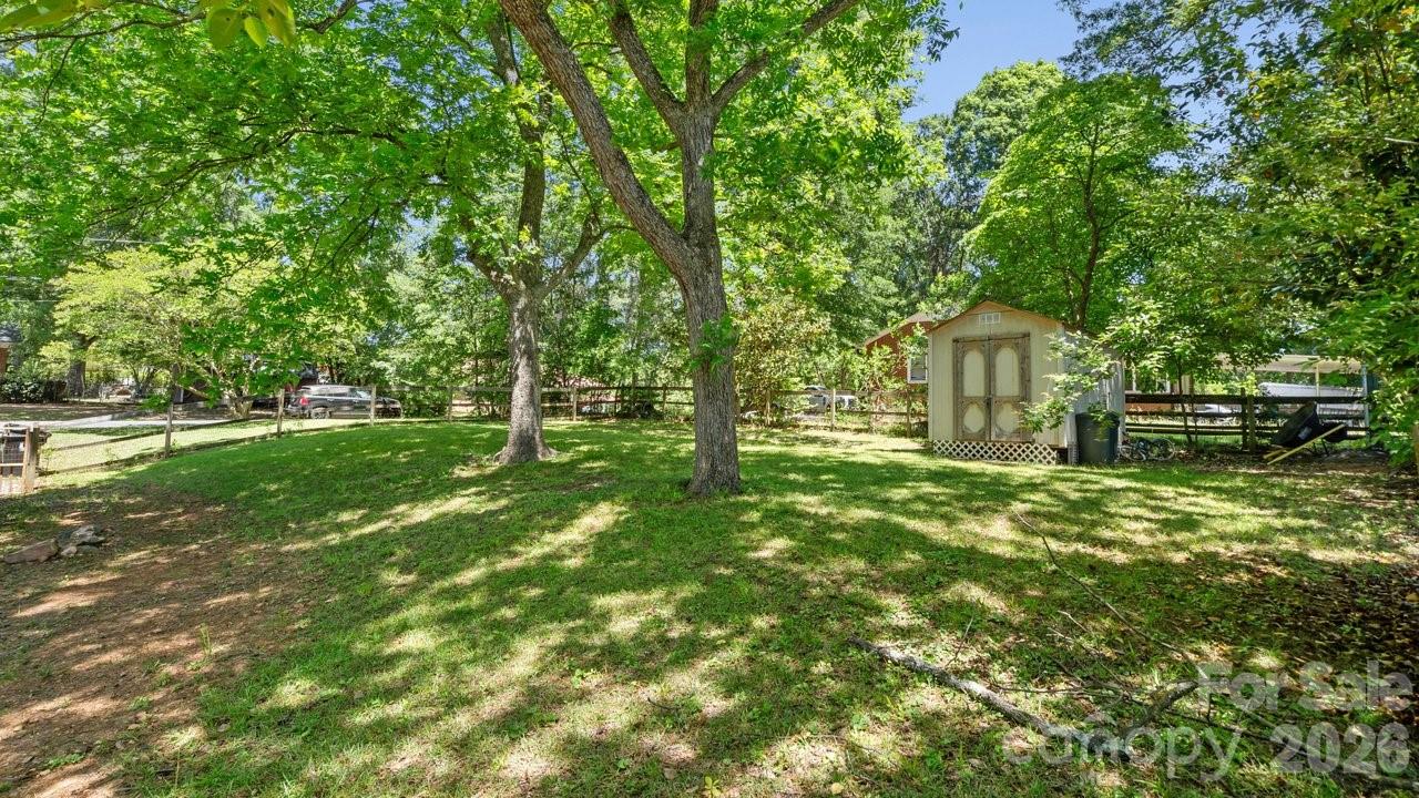 1201 Memory Lane Property Photo 23