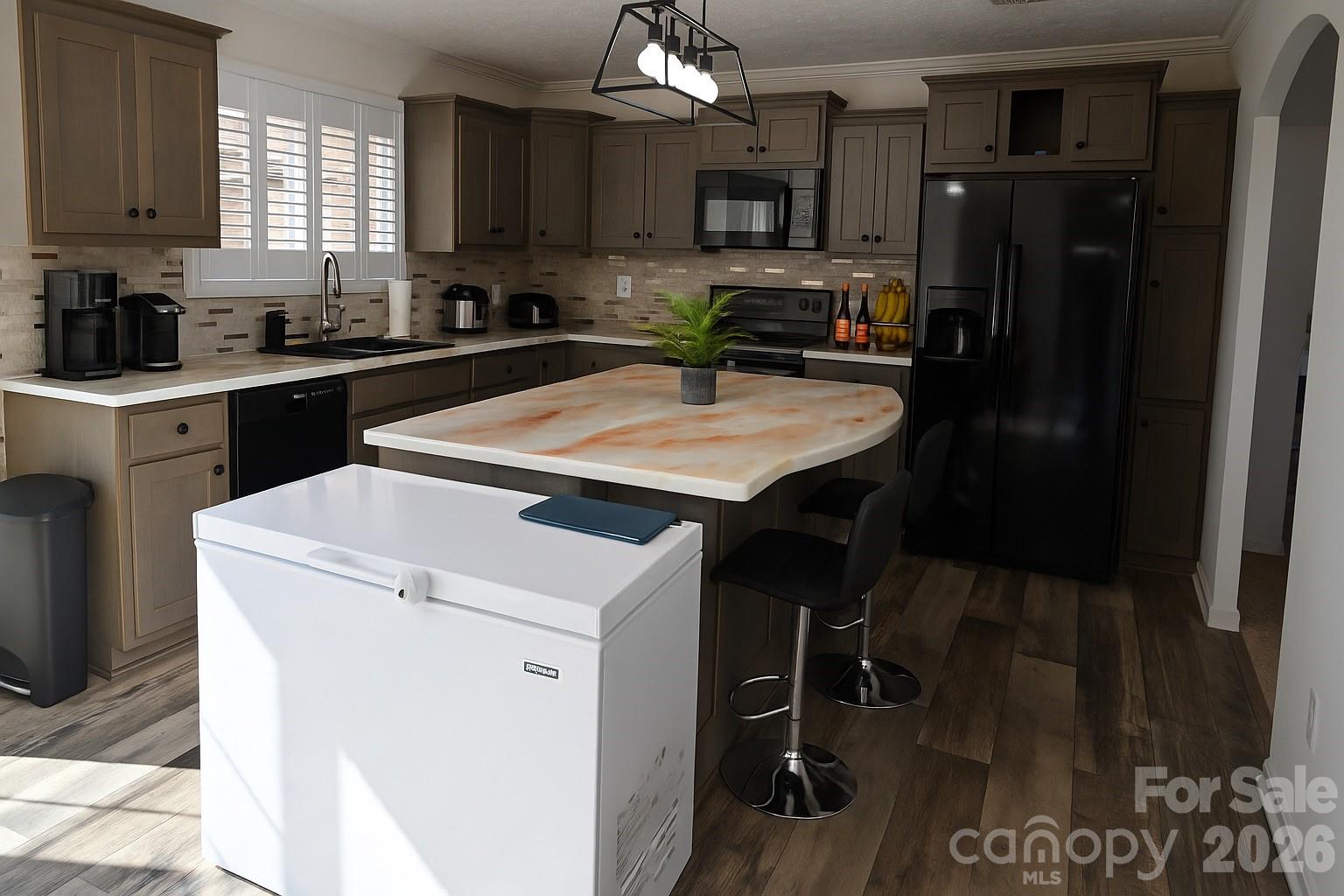 6470 Alley Road Property Photo 6