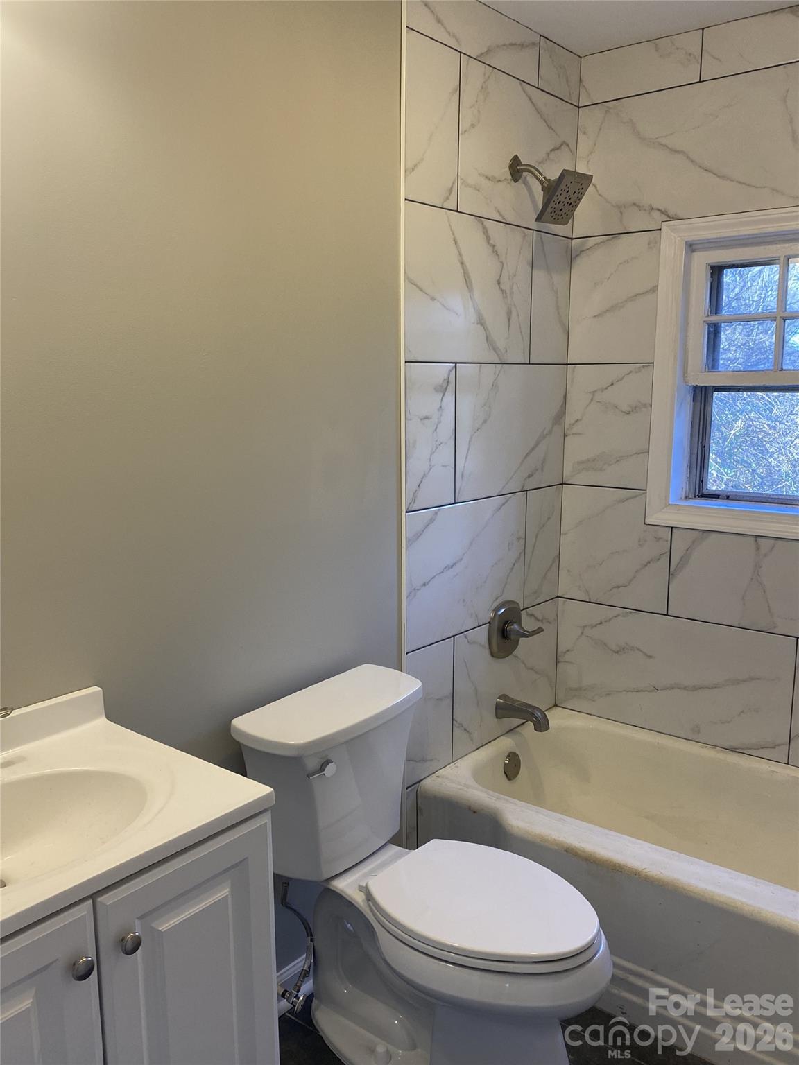 808 Weldon Street Property Photo 3