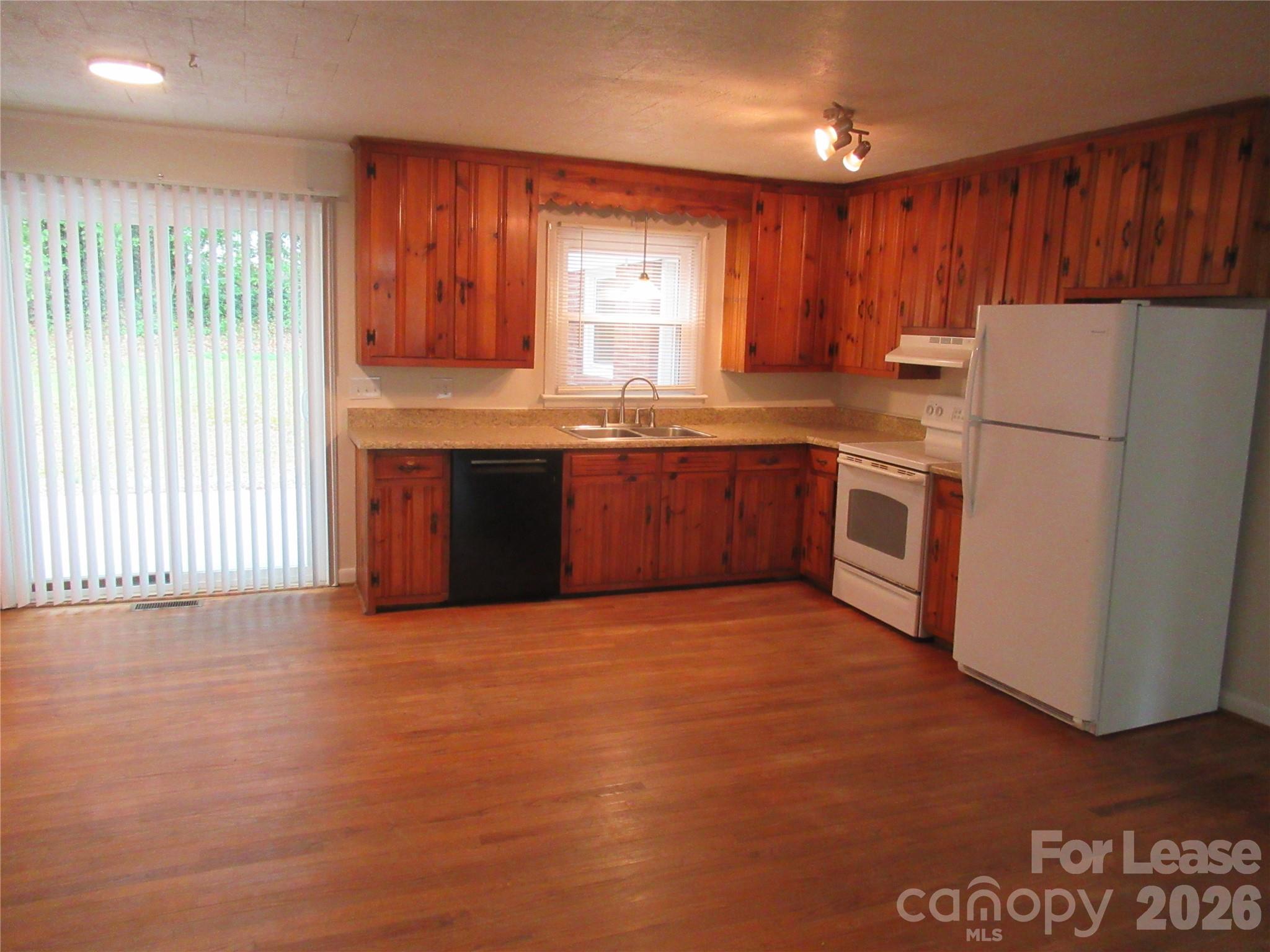 745 Brady Branch Trail Property Photo 4