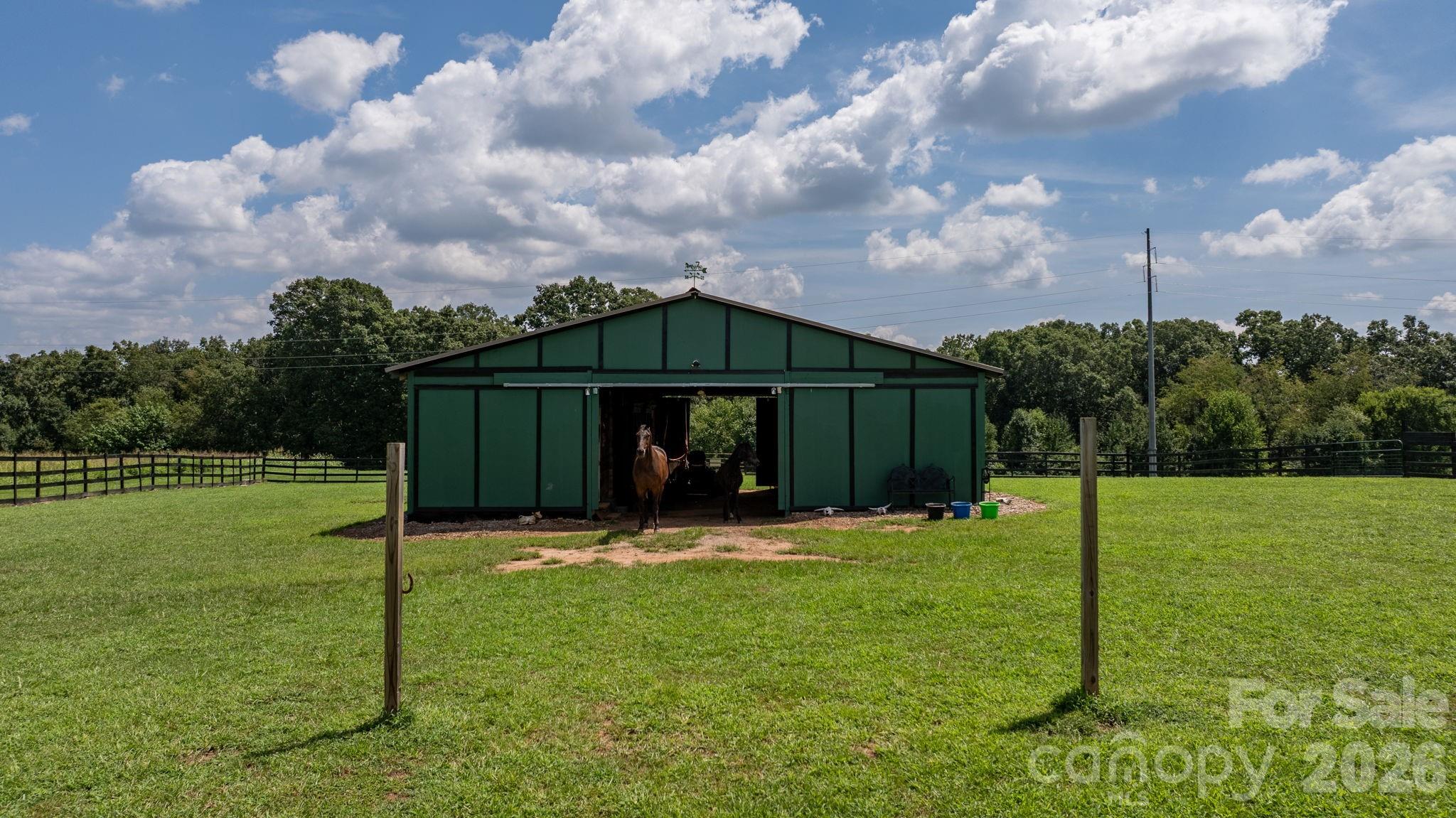 2915 Texs Fish Camp Road Property Photo 3