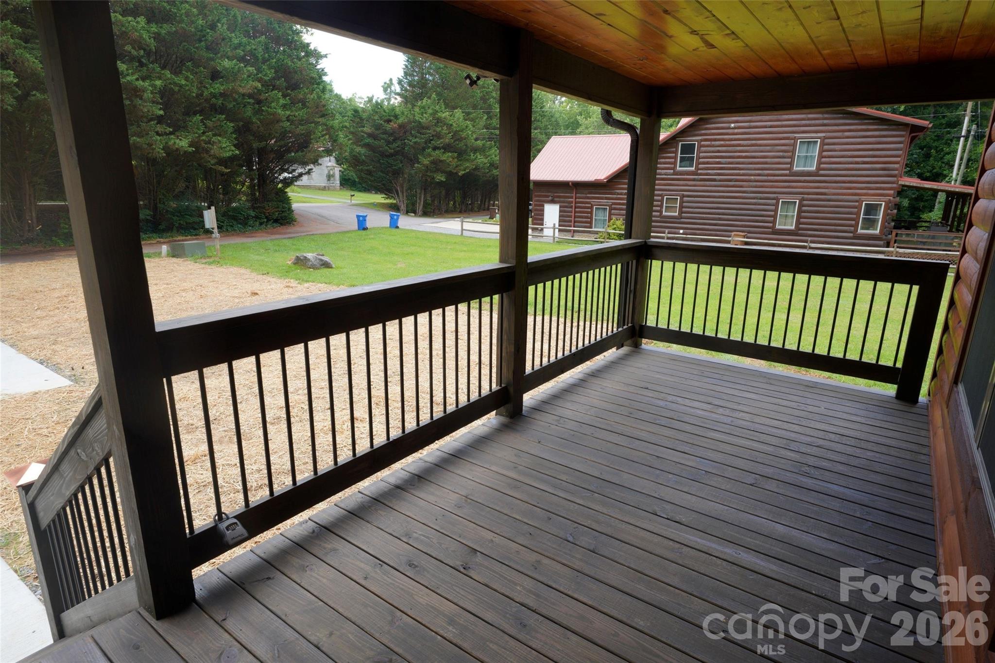 616 Twinbrook Lane Property Photo 3