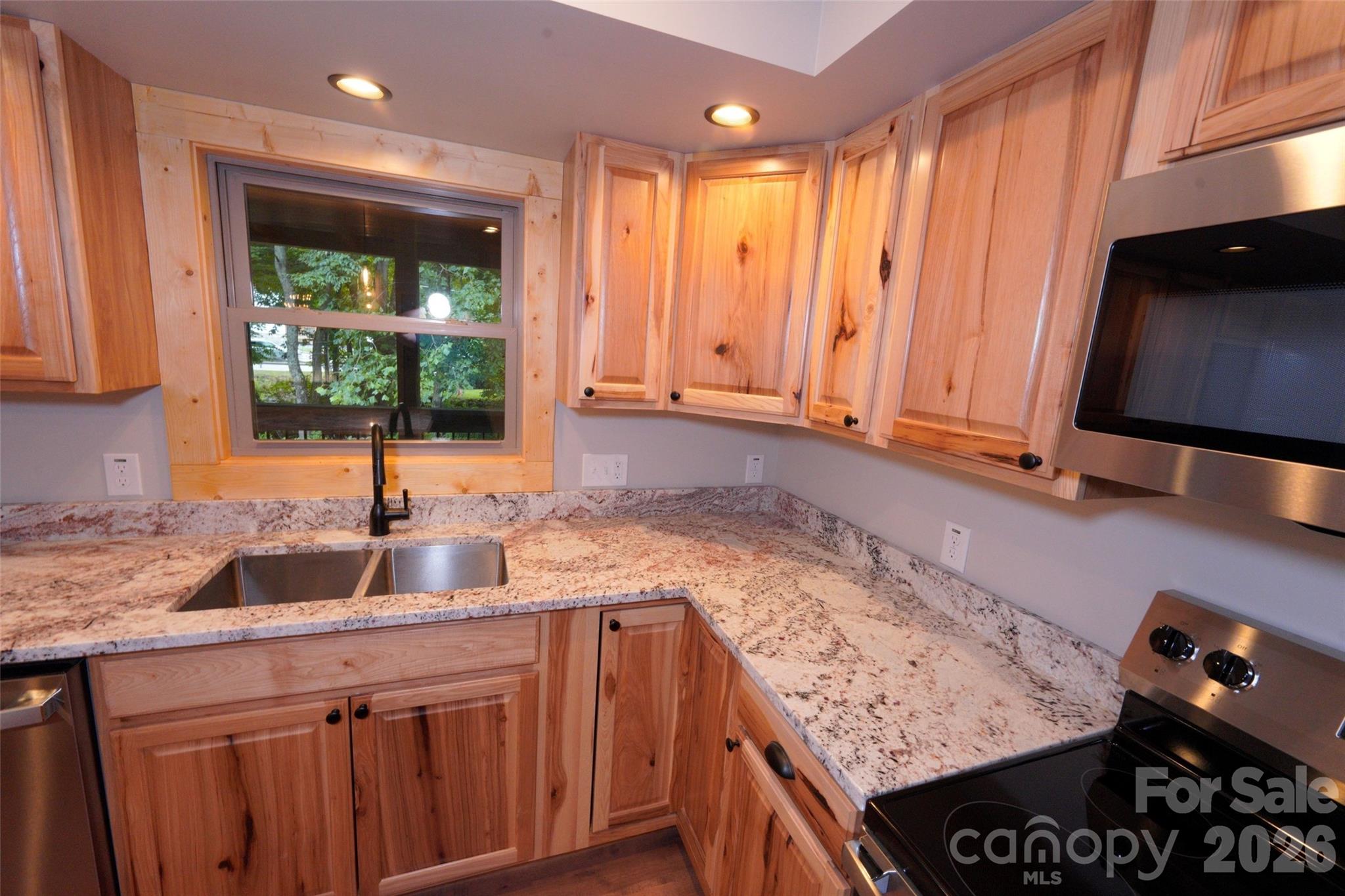 616 Twinbrook Lane Property Photo 12