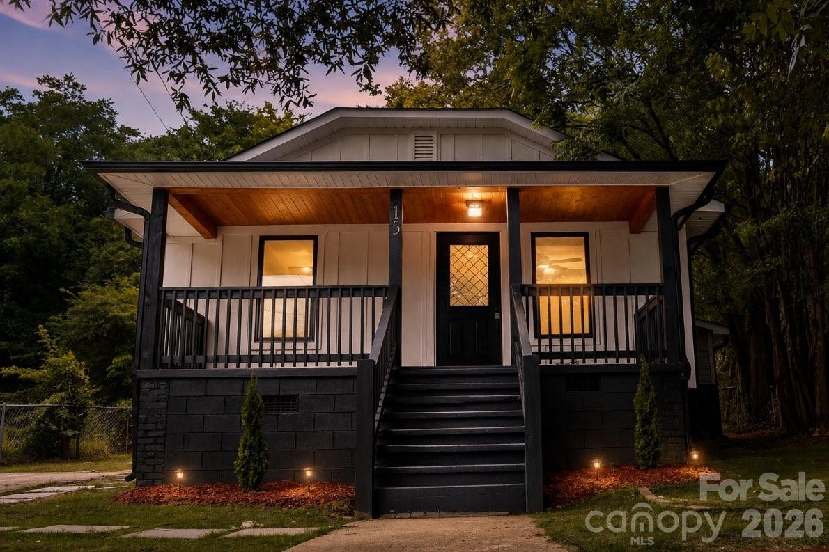 15 Meadowview Avenue Property Photo 1